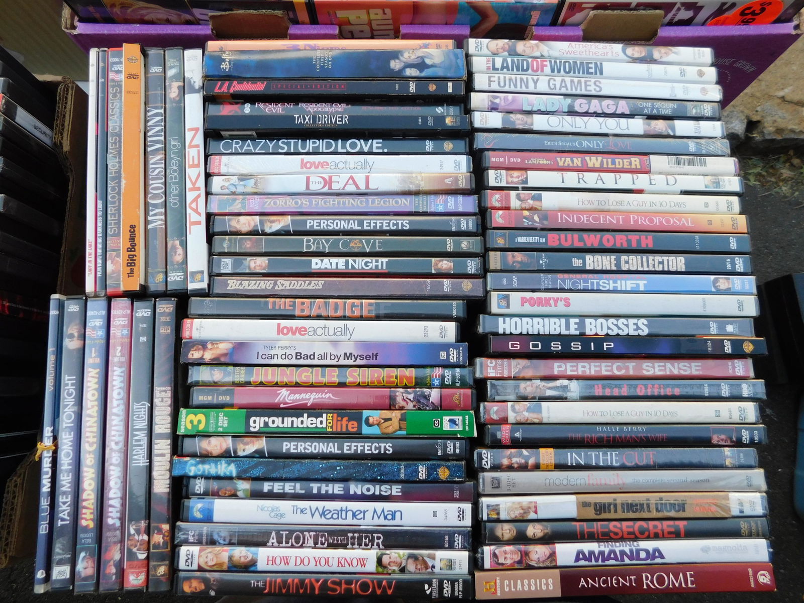 Large Lot of DVD's movies: Large Lot of DVD's movies. Mixed titles some may be factory sealed. This sale will be broadcast live on sale day with an auctioneer and caller calling full descriptions of each lot being sold, as well