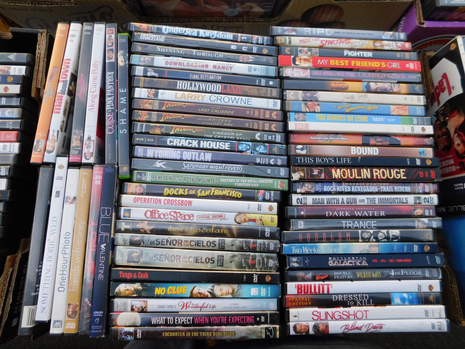 Large Lot of DVD's movies: Large Lot of DVD's movies. Mixed titles some may be factory sealed. This sale will be broadcast live on sale day with an auctioneer and caller calling full descriptions of each lot being sold, as well