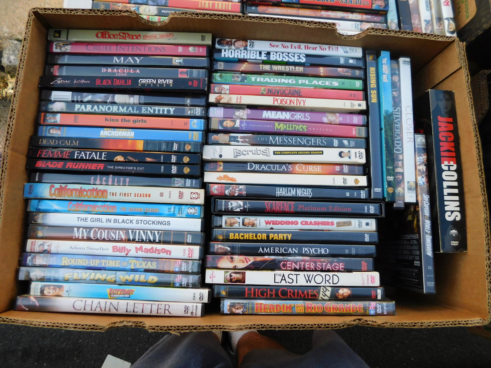 Large Lot of DVD's movies: Large Lot of DVD's movies. Mixed titles some may be factory sealed. This sale will be broadcast live on sale day with an auctioneer and caller calling full descriptions of each lot being sold, as well
