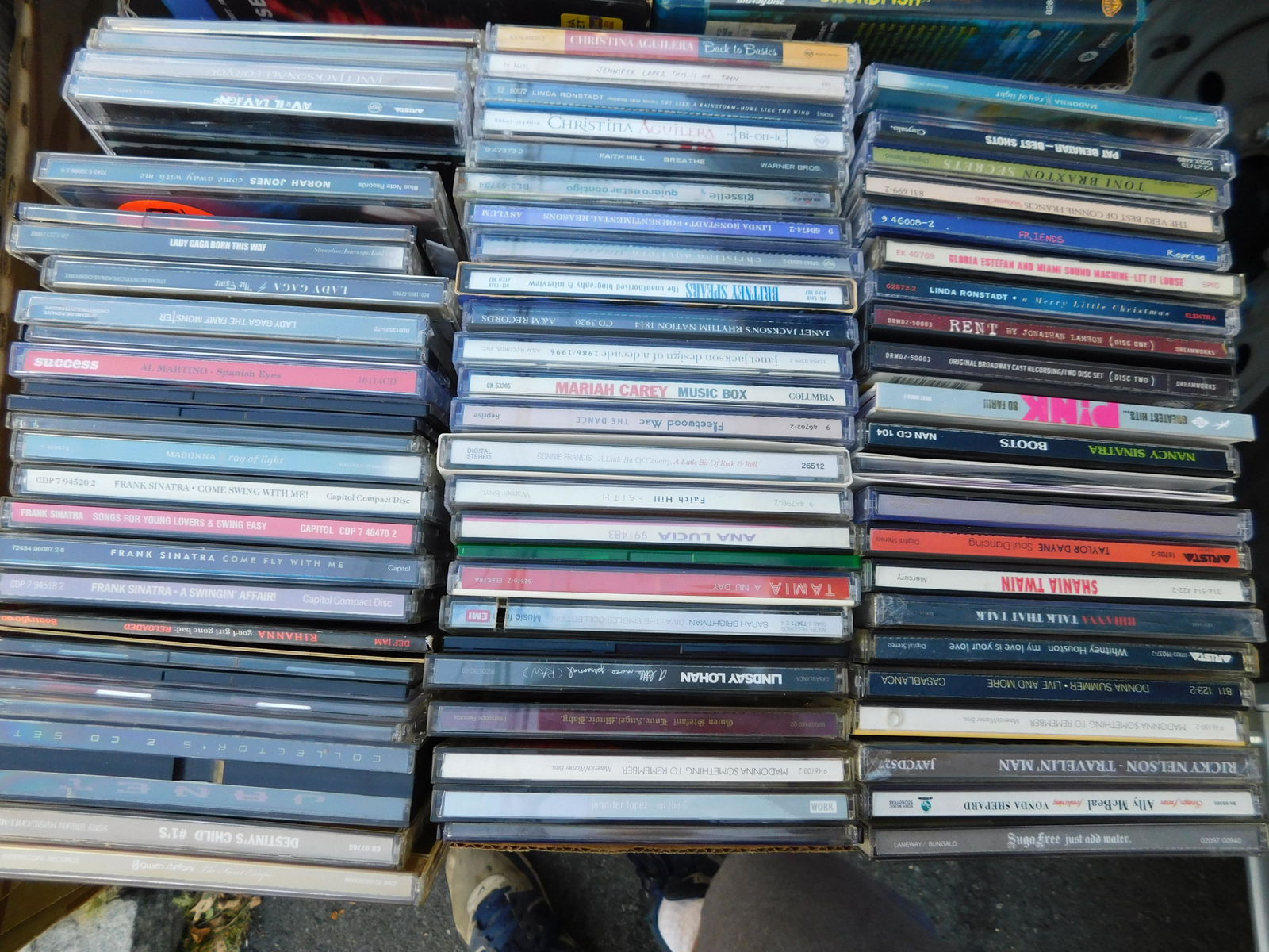 Large lot of Compact Discs CD's (1 of 1)