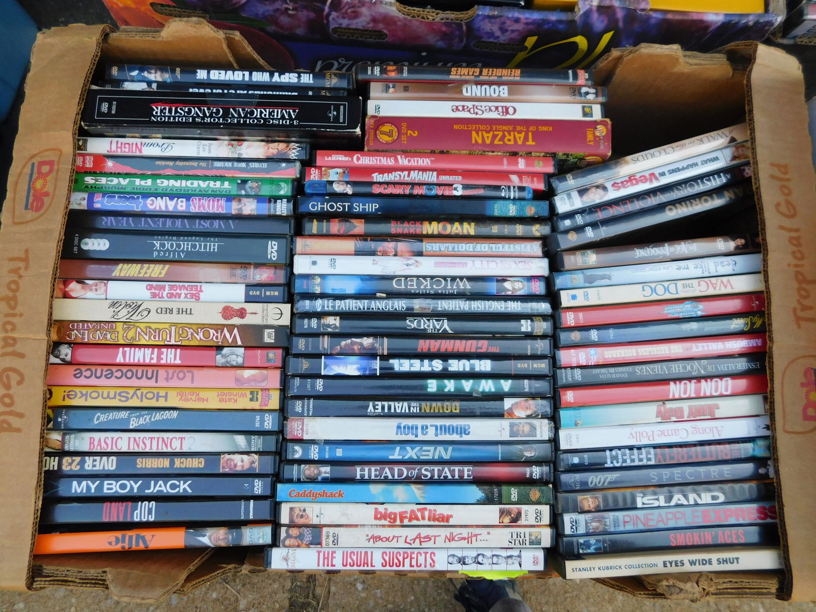 Large Lot of DVD's movies: Large Lot of DVD's movies. Mixed titles some may be factory sealed. This sale will be broadcast live on sale day with an auctioneer and caller calling full descriptions of each lot being sold, as well