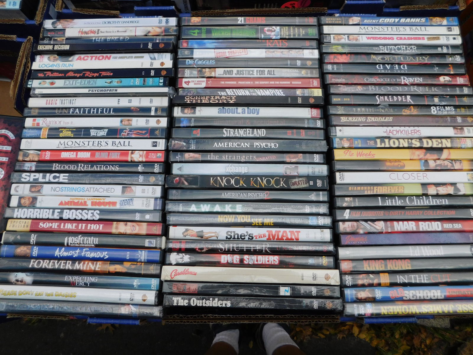 Large Lot of DVD's movies: Large Lot of DVD's movies. Mixed titles some may be factory sealed. This sale will be broadcast live on sale day with an auctioneer and caller calling full descriptions of each lot being sold, as well