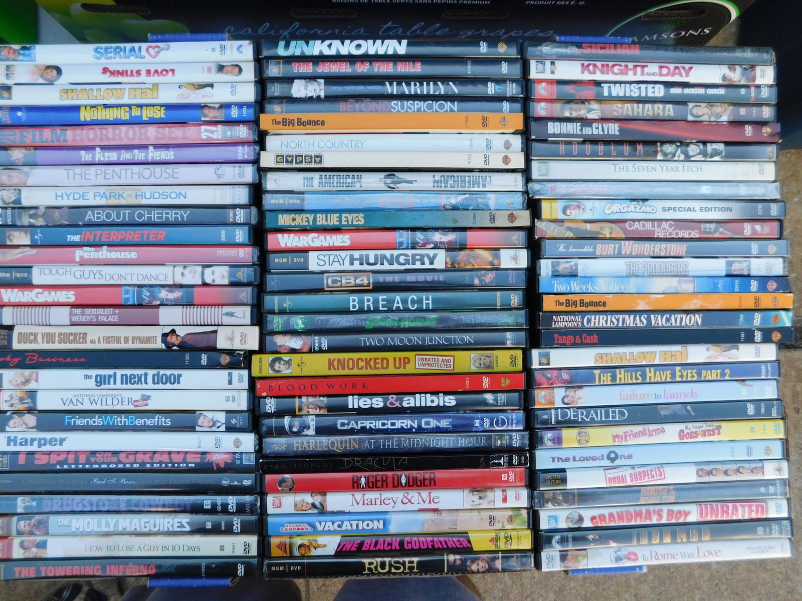 Large Lot of DVD's movies: Large Lot of DVD's movies. Mixed titles some may be factory sealed. This sale will be broadcast live on sale day with an auctioneer and caller calling full descriptions of each lot being sold, as well