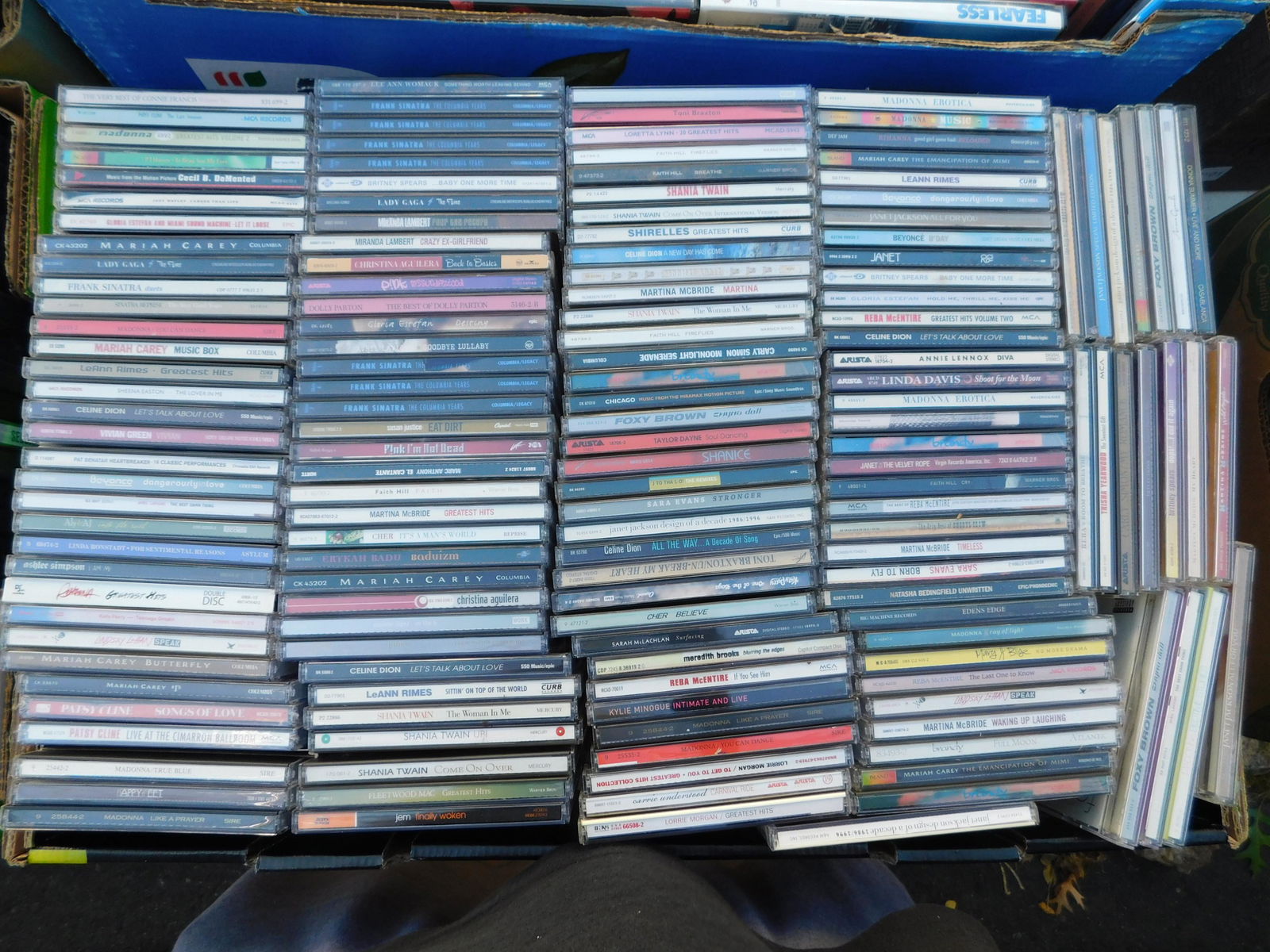 Large lot of Compact Discs CD's (1 of 1)