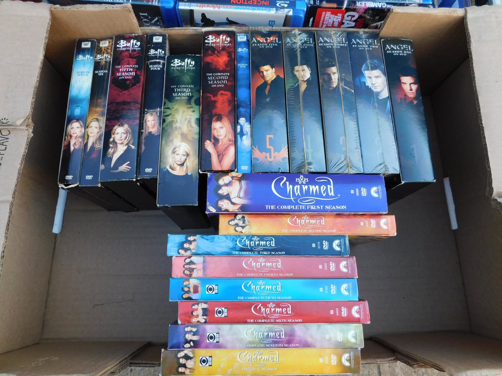 Large Lot of DVD's TV Show Seasons: Large Lot of DVD's TV Show Seasons box sets. This sale will be broadcast live on sale day with an auctioneer and caller calling full descriptions of each lot being sold, as well as video feed of each 