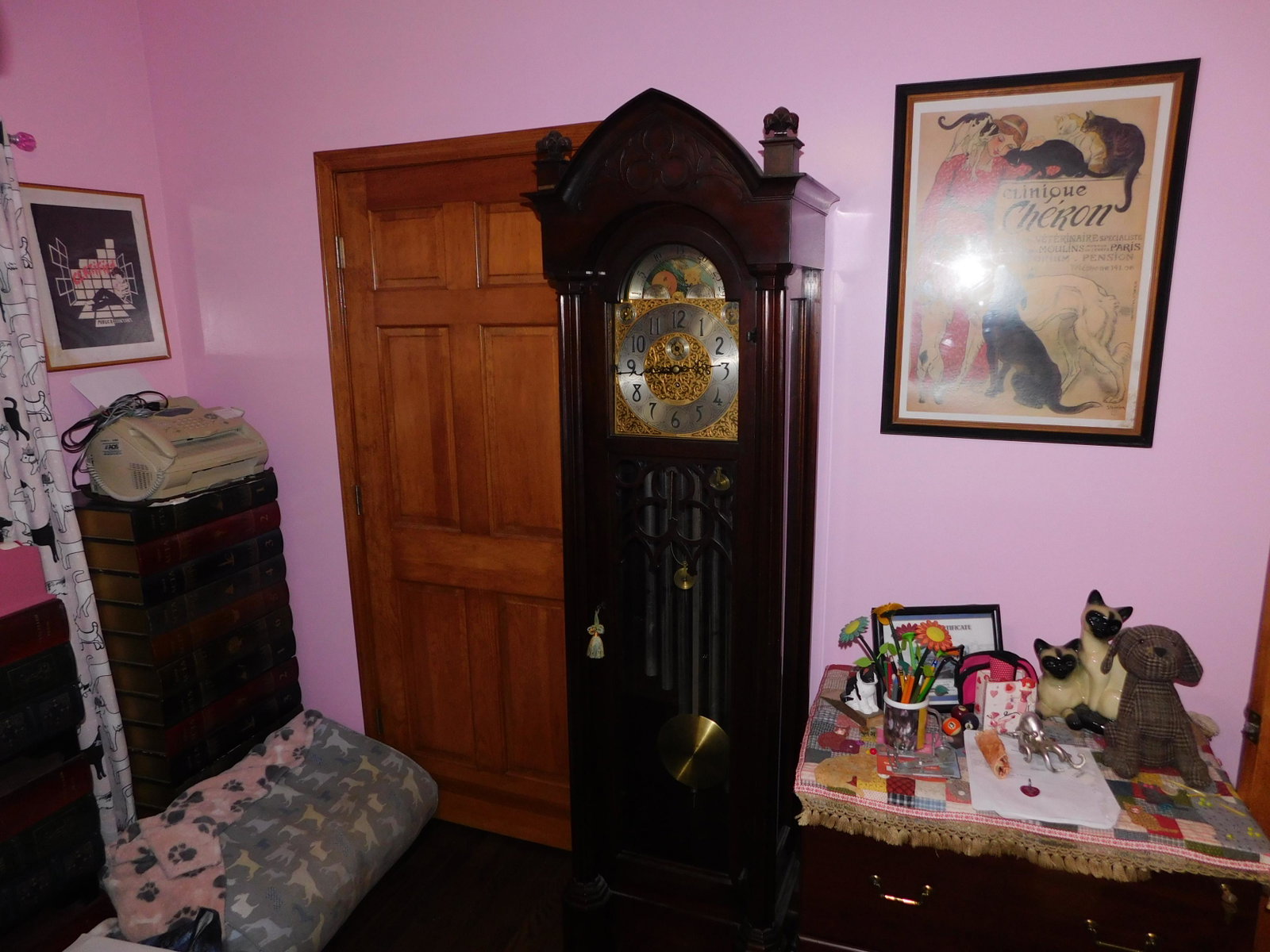 Herschede 9-tube Grandfather clock: Herschede 9-tube Grandfather clock. Was in running order when we took it from the estate. Due to the nature of moving clocks we do not guarantee that it runs and may need an adjustment from a clock sp
