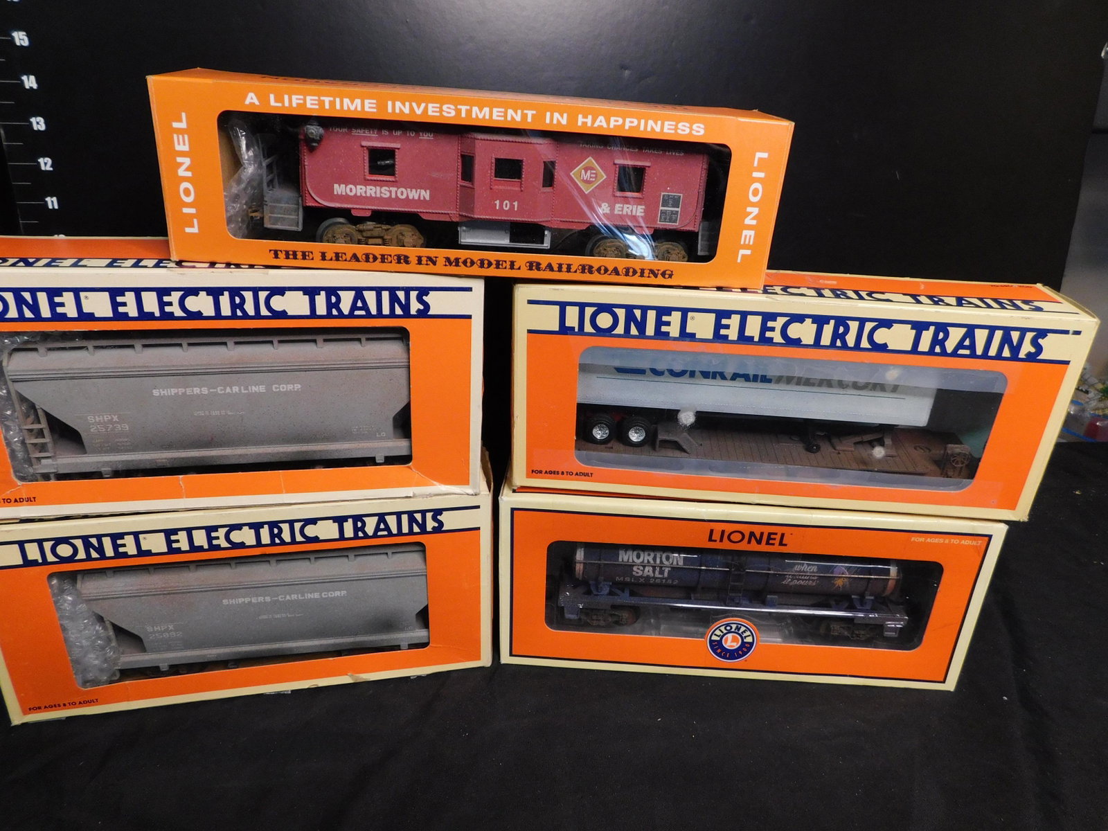 Lot of 5 Train Cars Customized and Weathered: Lot of 5 Train Cars including Lionel Bay Window Caboose Customized for Morristown & Erie, Lionel Flatcar with Conrail Trailer Customized, Lionel Morton Salt 1 Dome Tank Car 26152 Weathered and 2 Two B