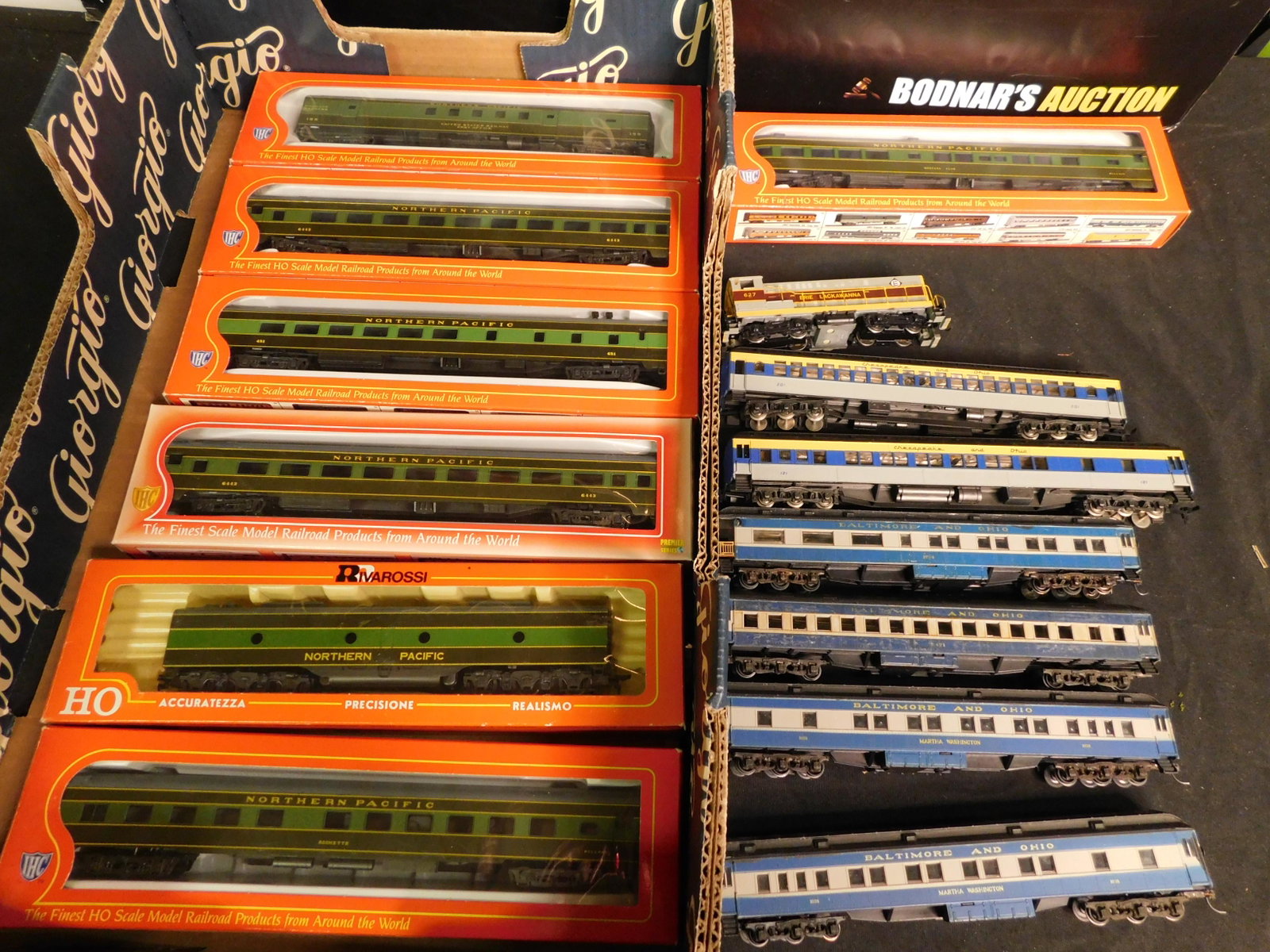 Lot of 13 HO Scale Passenger Cars and 1 Diesel Engine: Lot of 14 Pieces of HO Scale Passenger Cars and Engine. Lot of 7 IHC Southern Pacific Passenger Cars, 1 Erie Lackawanna FM Diesel, 2 Chesapeake and Ohio Passenger Cars and 4 B &O Passenger Cars. You a