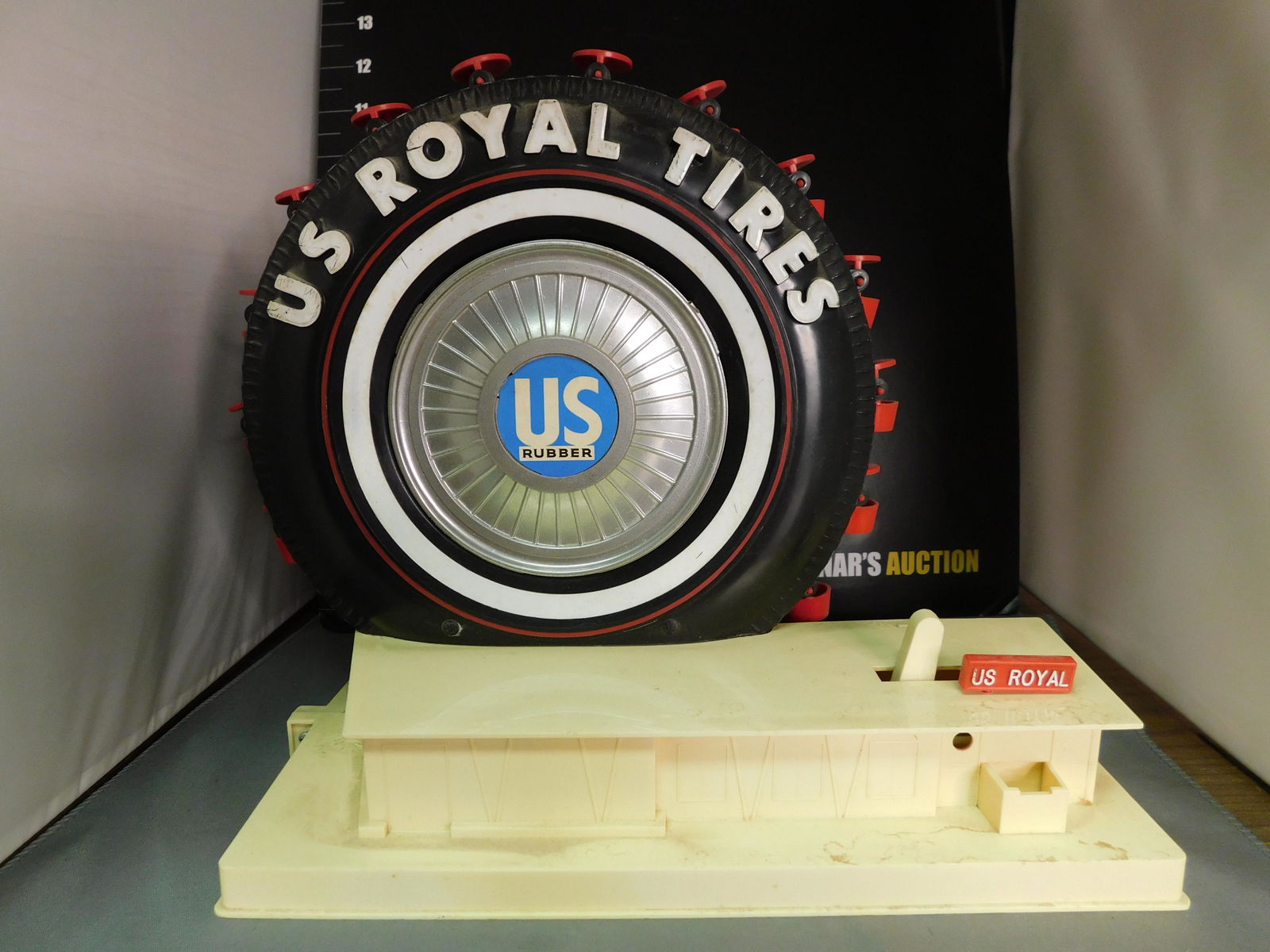 U.S. Royal Battery Operated Toy - World's Fair (1 of 3)