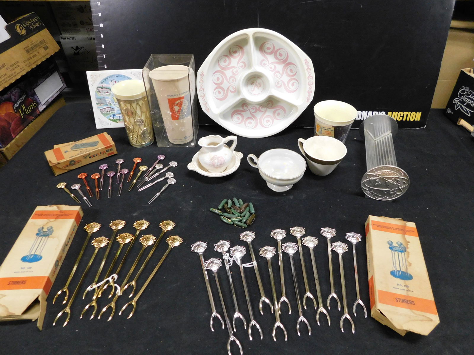 Group Lot of 1964 World's Fair Items including Cracker (1 of 7)