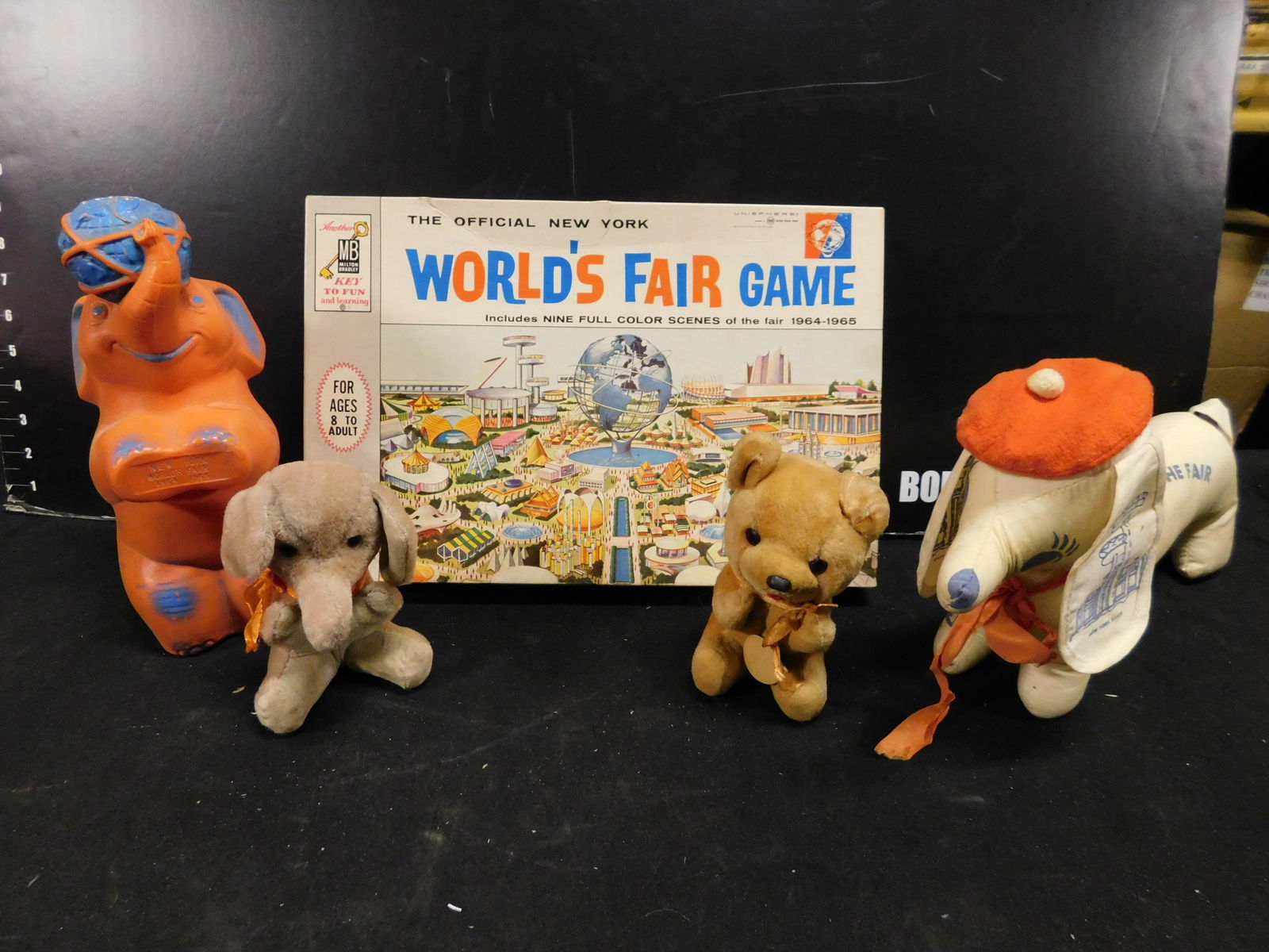 Group Lot of 1964's World's Fair Children's Toys (1 of 5)