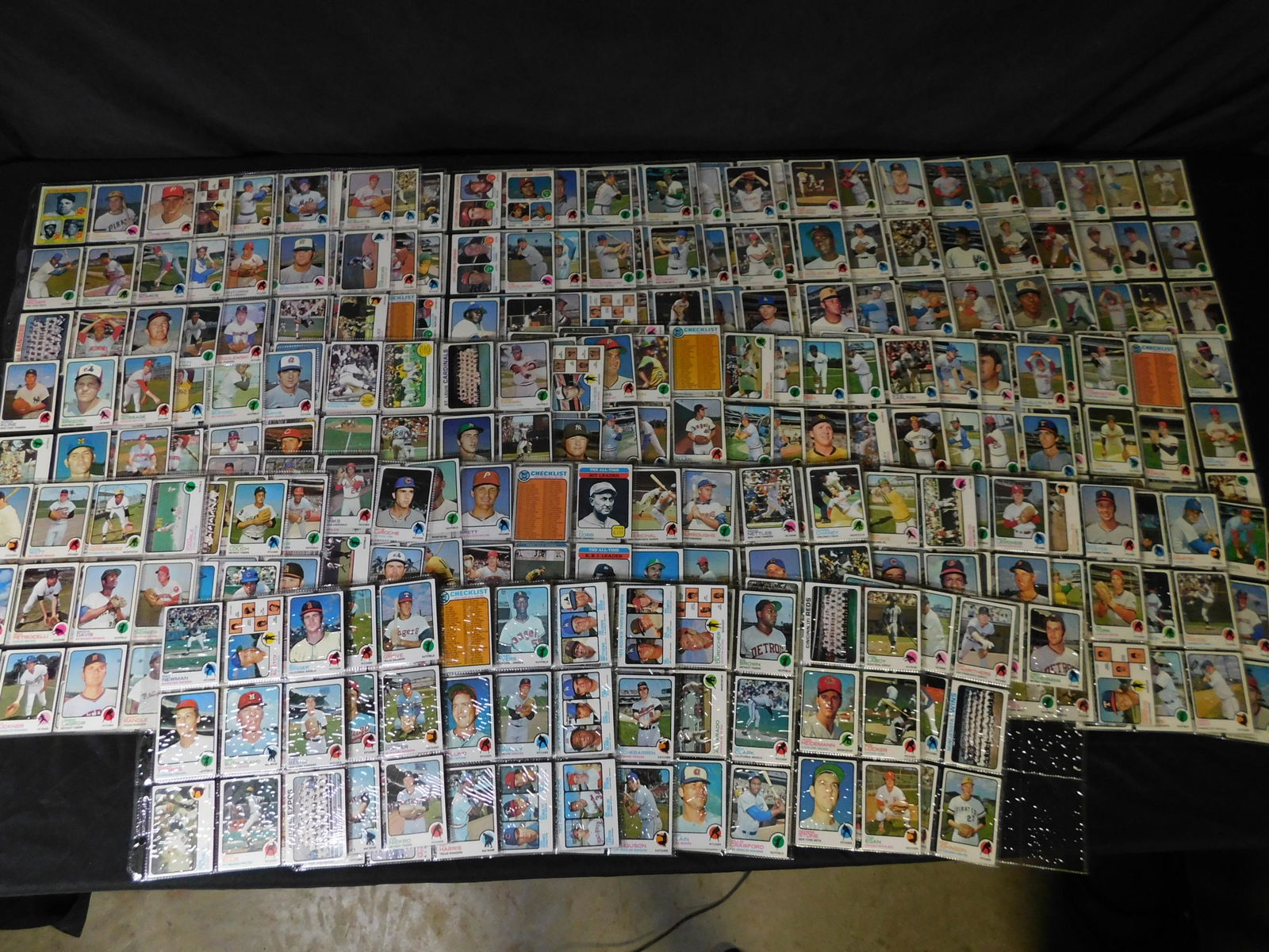 Topps Baseball 1973 Complete Set - 660 Cards (1 of 9)
