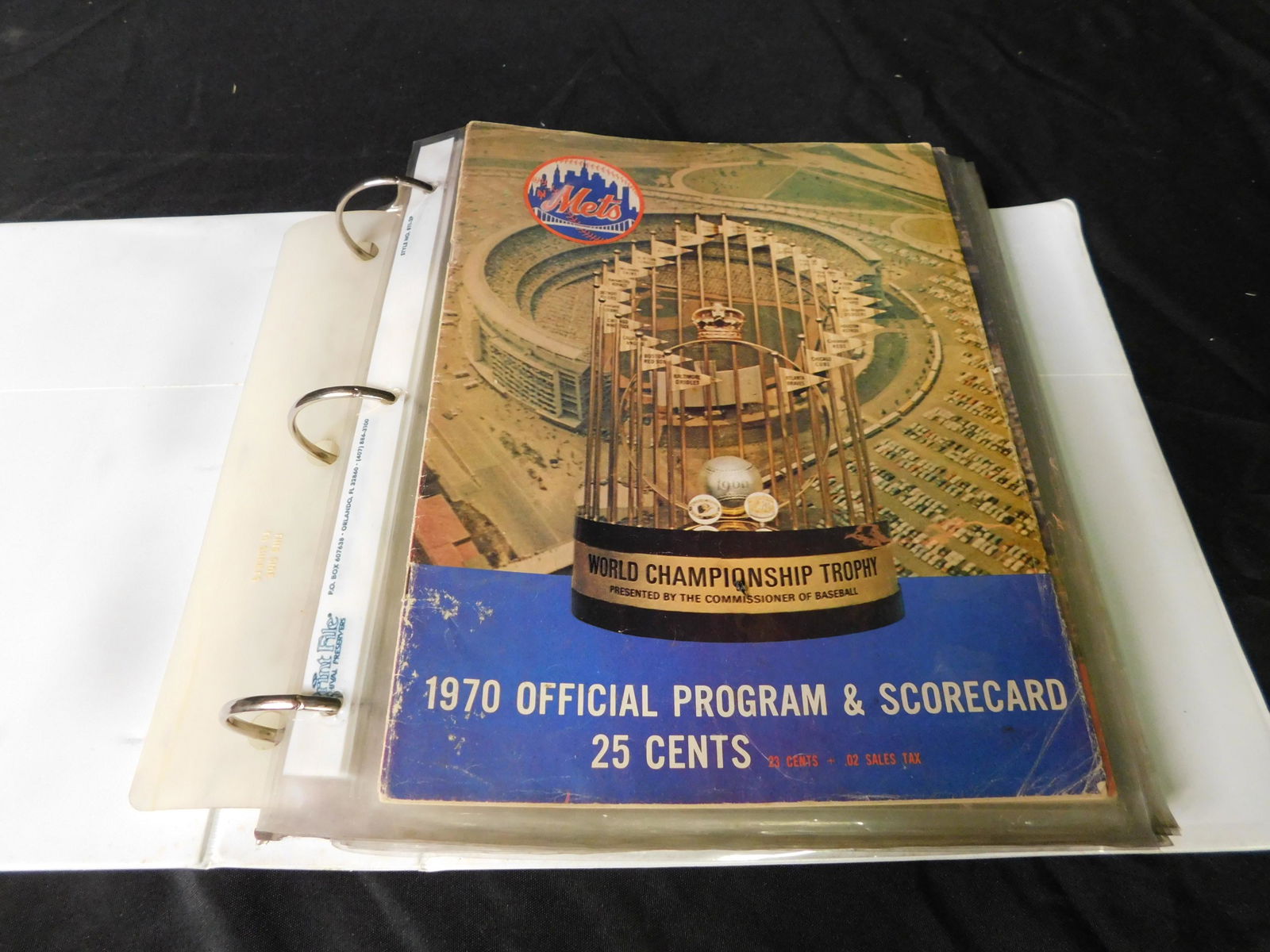 Lot of New York Mets Programs (1 of 5)