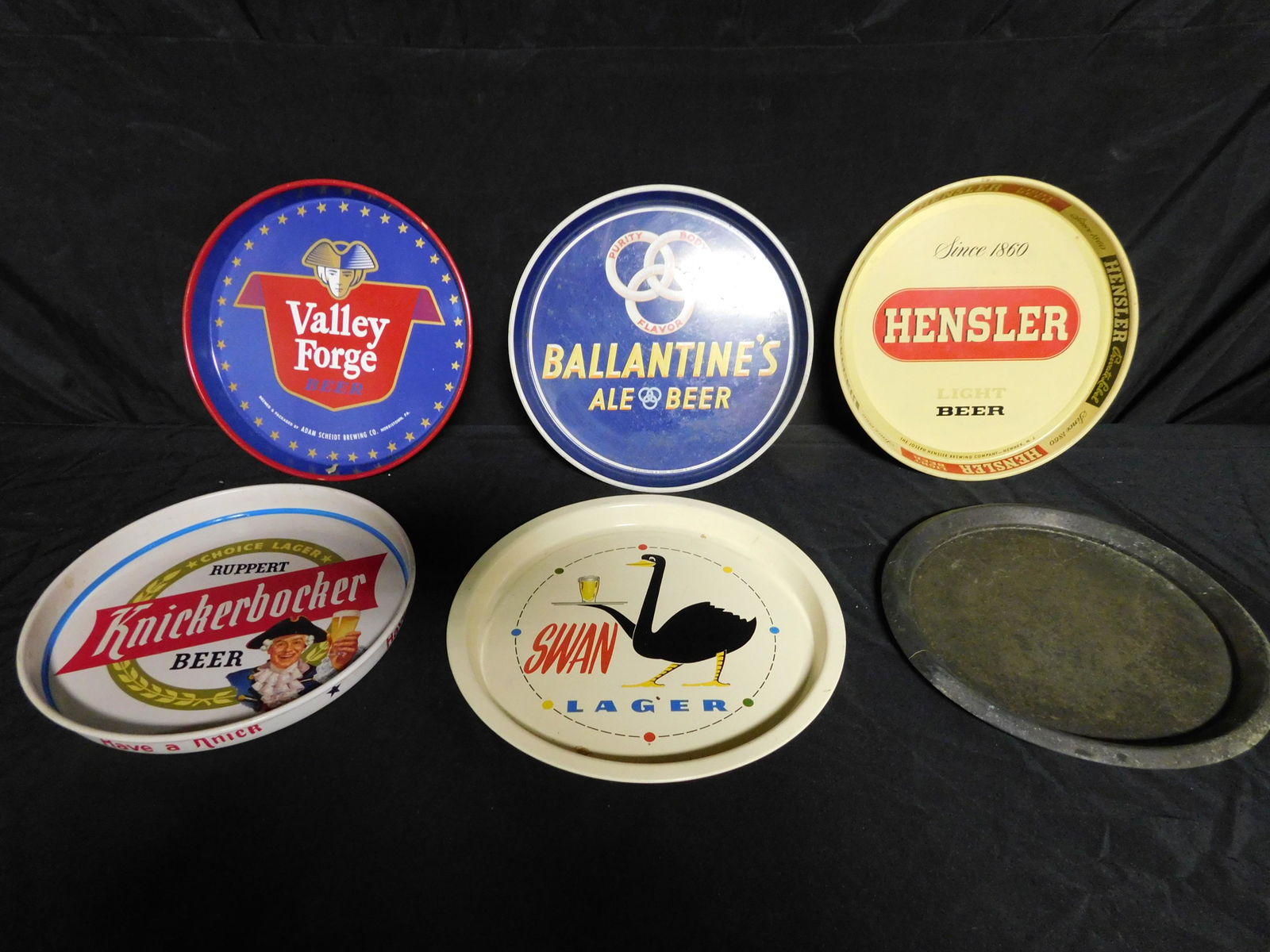 Lot of 6 Advertising Beer Trays (1 of 7)