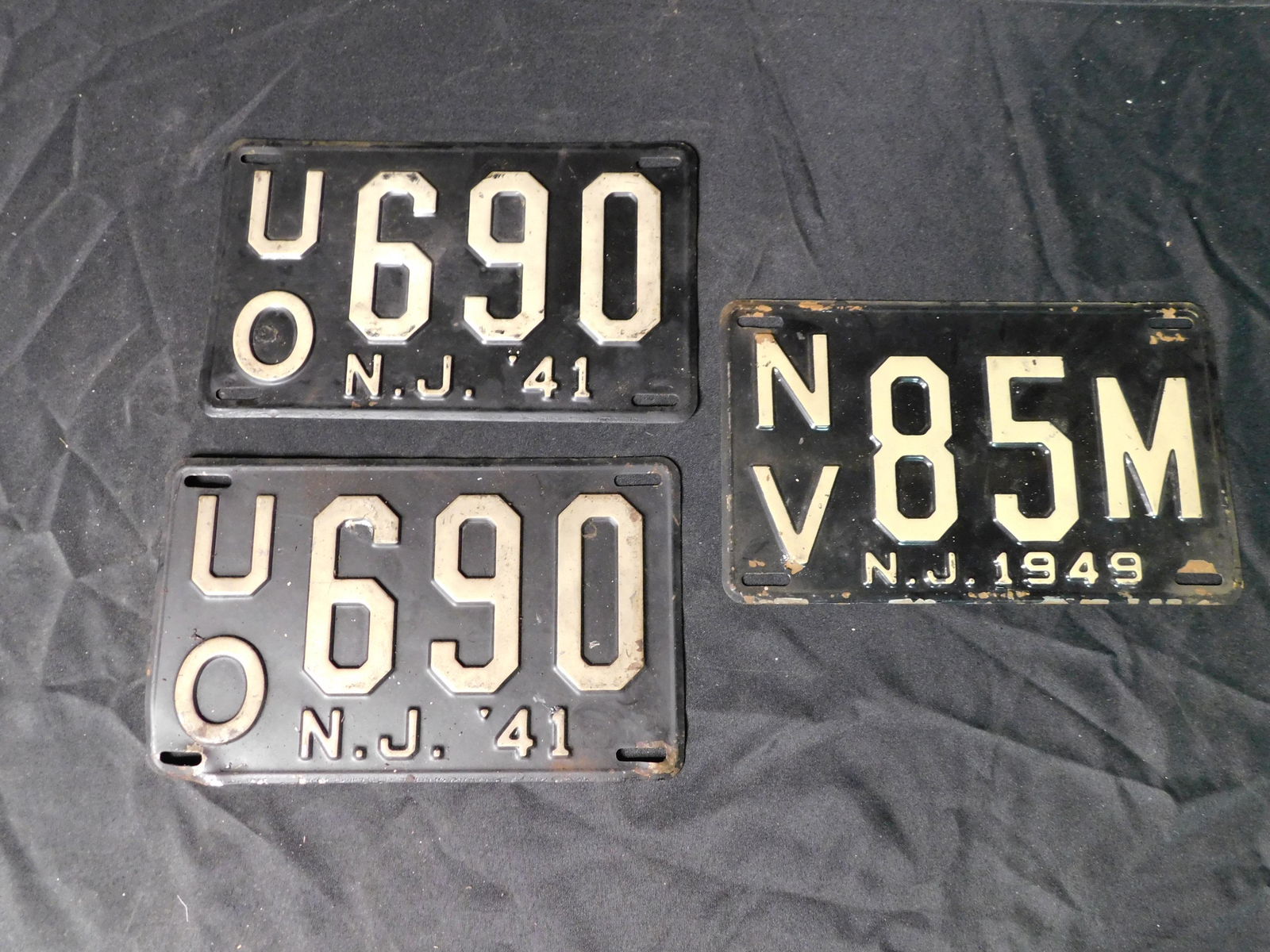 Lot of 3 Vintage NJ License Plates (1 of 4)
