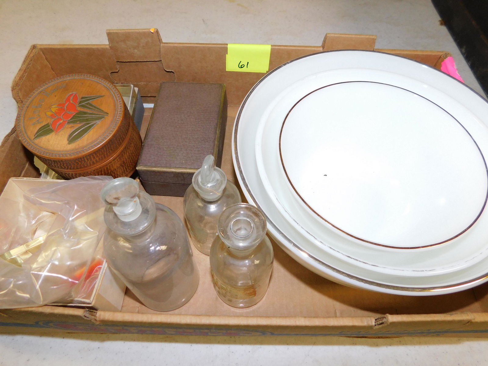 Box Lot with Pyrex and Vintage Bottles (1 of 1)