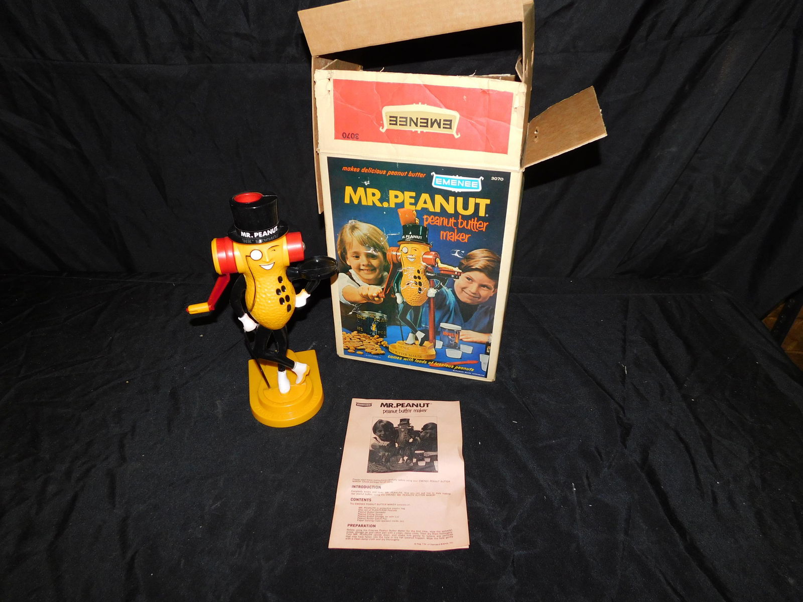 Emenee Mr. Peanut  Butter Maker (1 of 2)