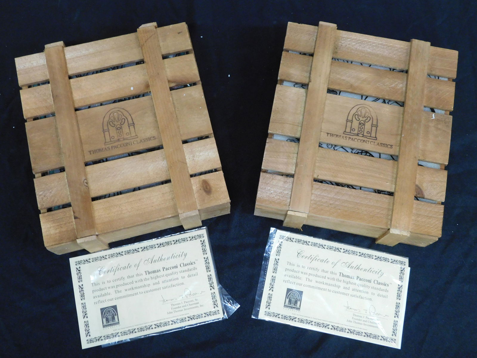 Lot of 2 Thomas Pacconi Classics Hand Blown Glass (1 of 4)