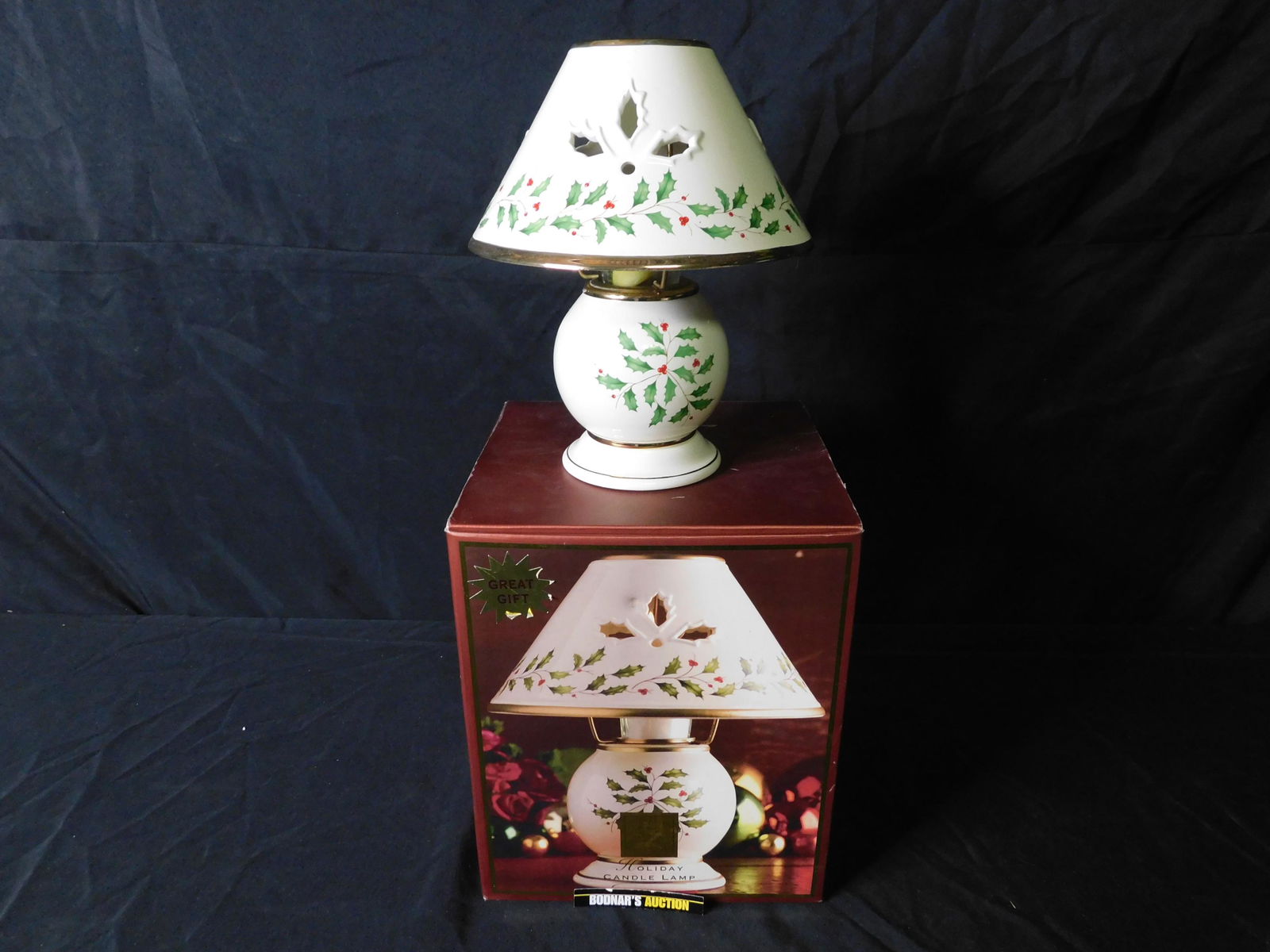 Lenox Holiday Candle Lamp (1 of 3)