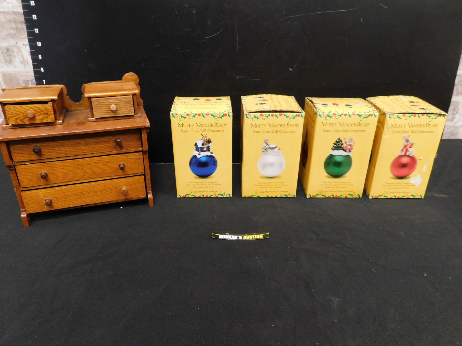 Lot with Muffy VanderBear Ornaments (1 of 3)