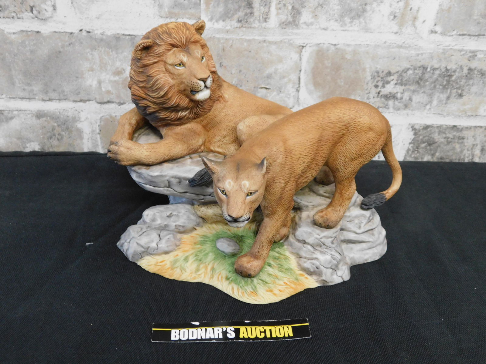 Lenox Wildlife Lion Figurine (1 of 3)