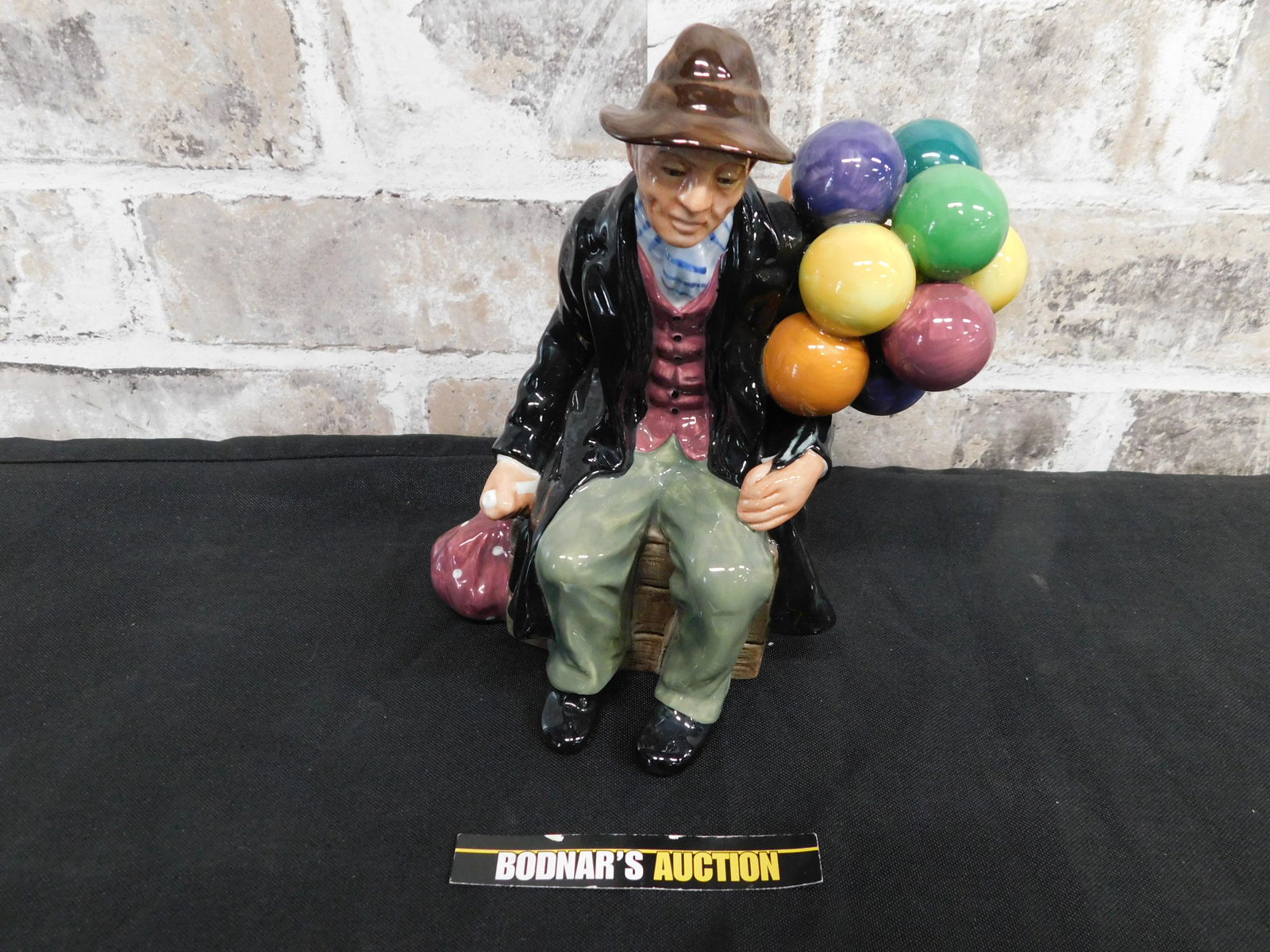 Royal Doulton Balloon Man (1 of 2)