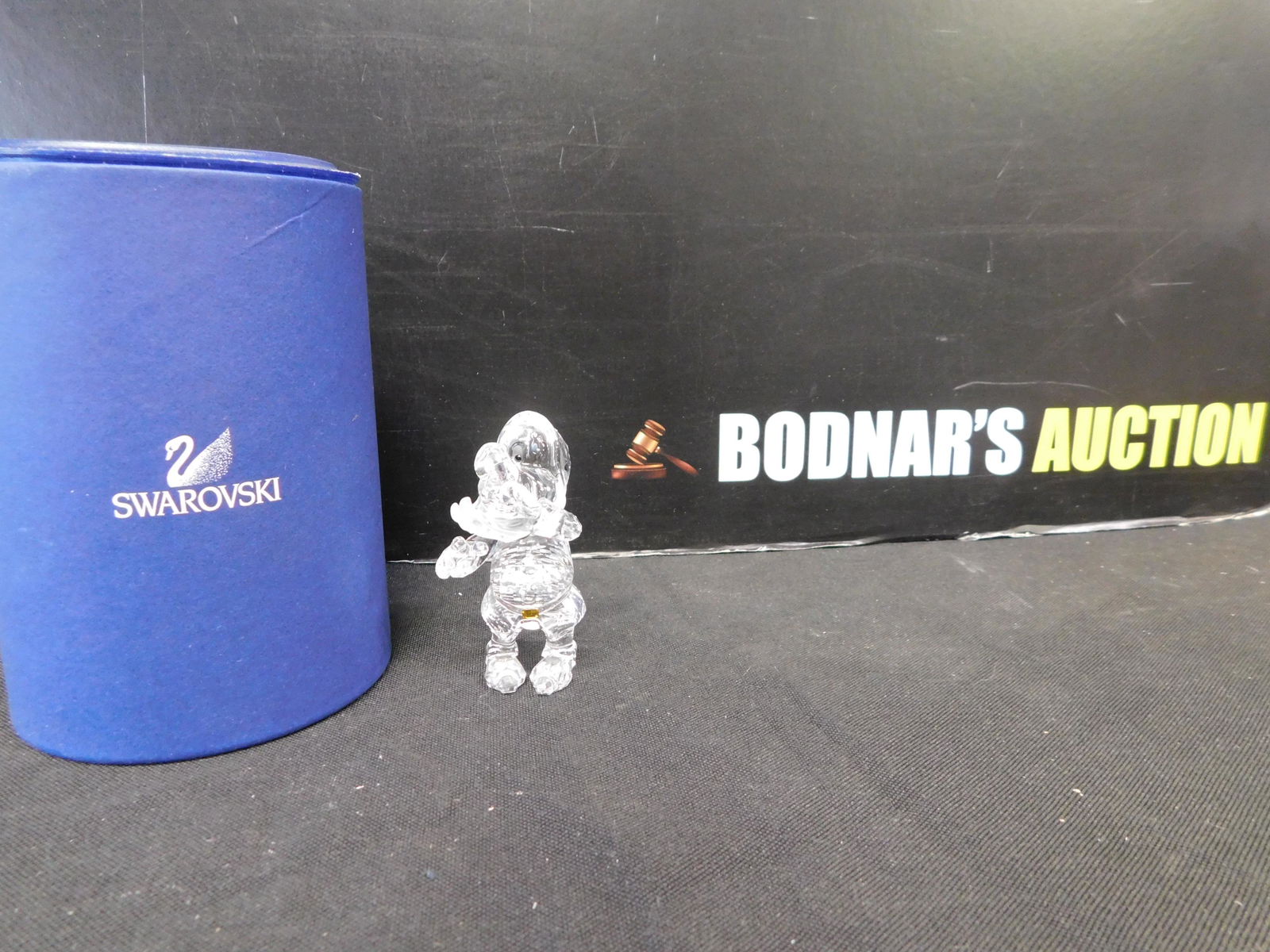 Swarovski Crystal Disney Showcase Sneezy (1 of 2)