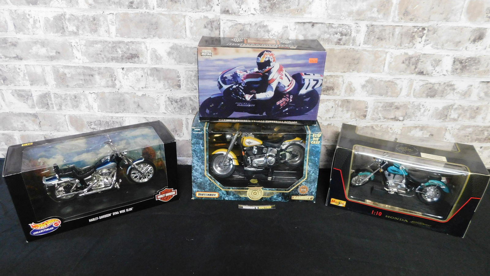 Group Lot of Replica Motorcycles (1 of 5)