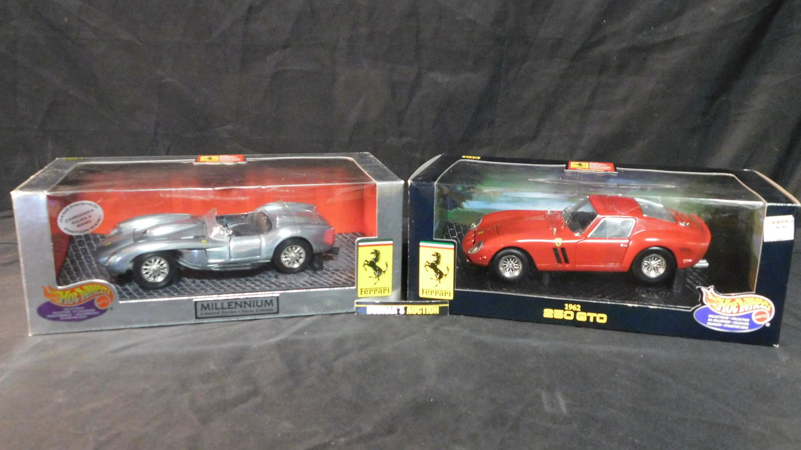 Lot of 2 Hot Wheels Ferrari 1:18 Scale Die-Cast Cars (1 of 3)