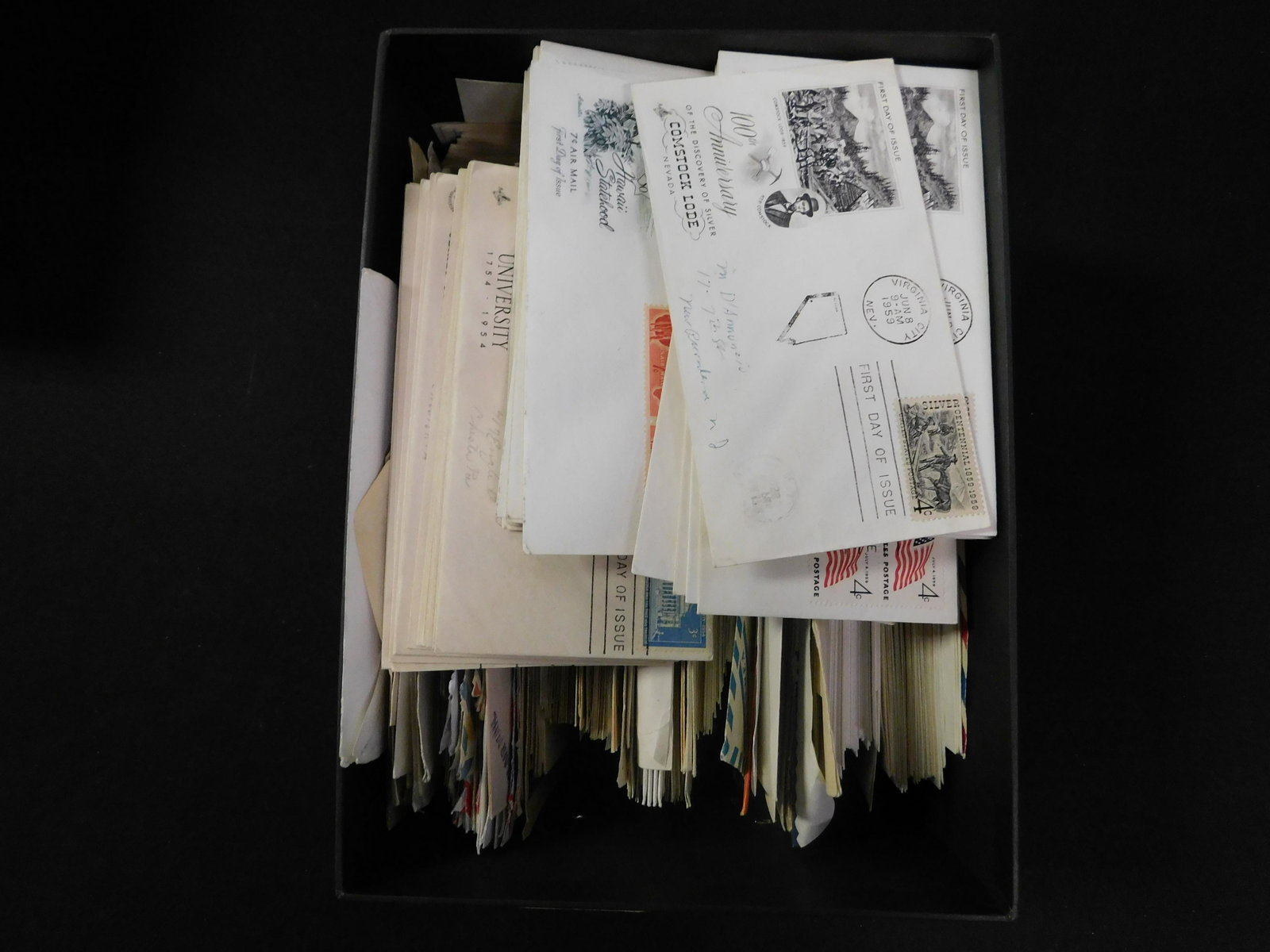 Large Lot of US and Foreign Covers (1 of 9)