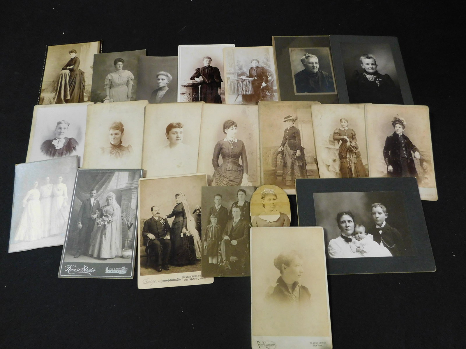 Large Lot of Carte de Visite (1 of 7)