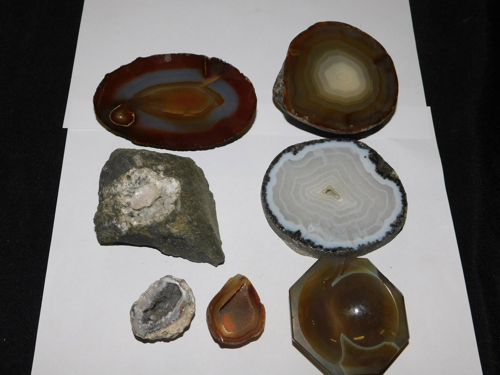 Lot of Cut Geodes and Crystals (1 of 6)