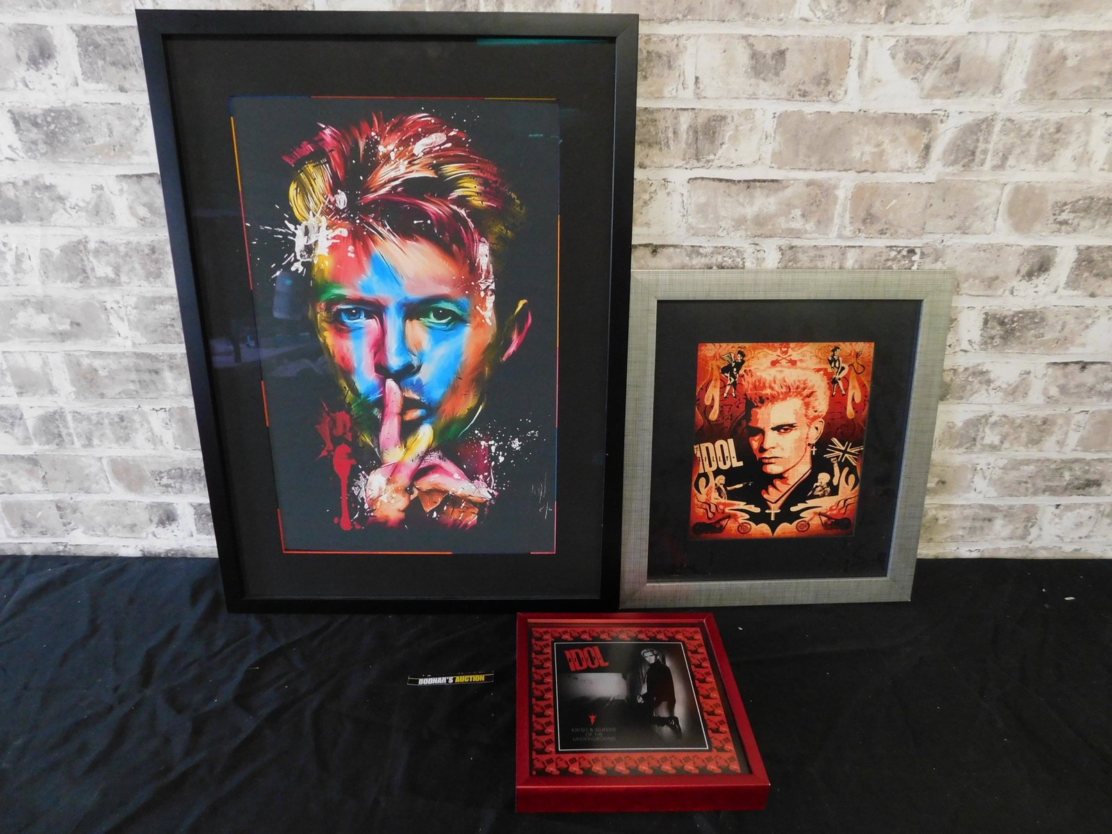 Lot of 3 Billy Idol and David Bowie Framed Prints (1 of 4)