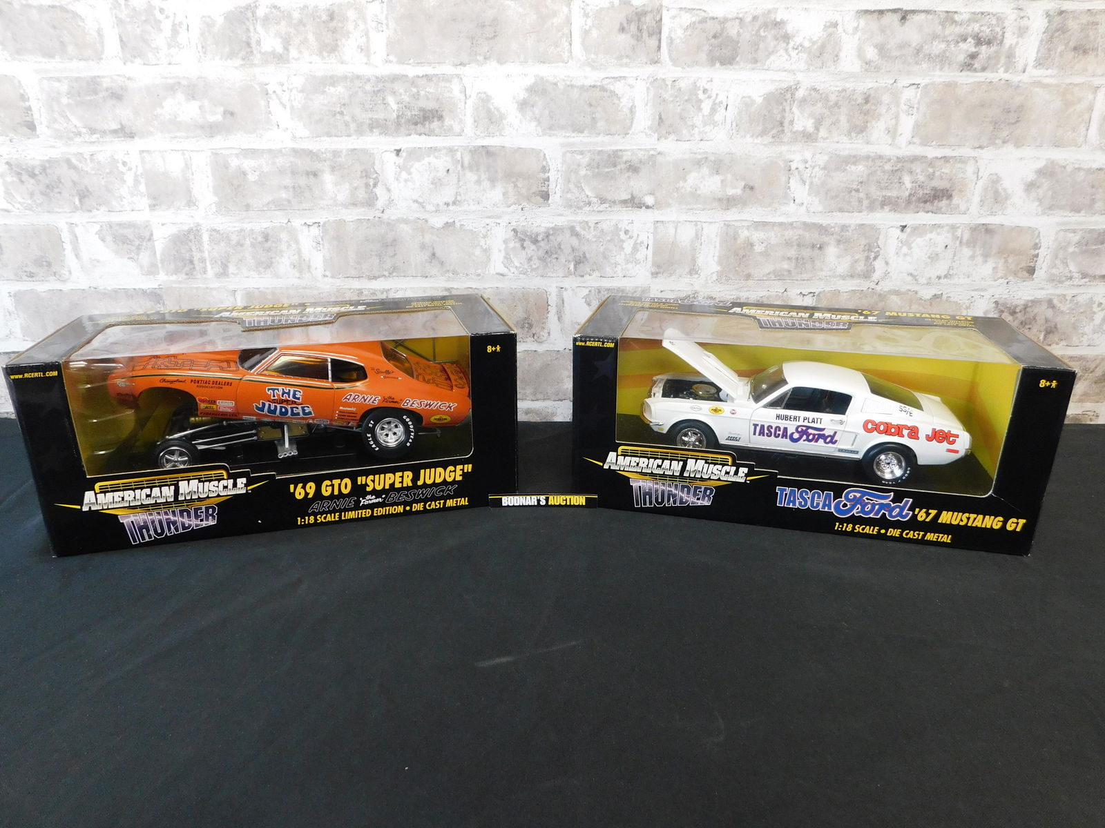 American Muscle Thunder Lot of 2 Cars - '67 Mustang GT (1 of 7)