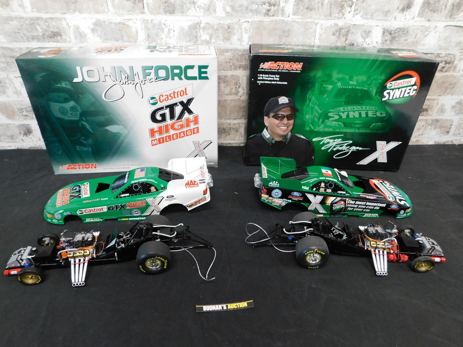 Lot of 2 Action 1:16 Scale Funny Cars (1 of 7)