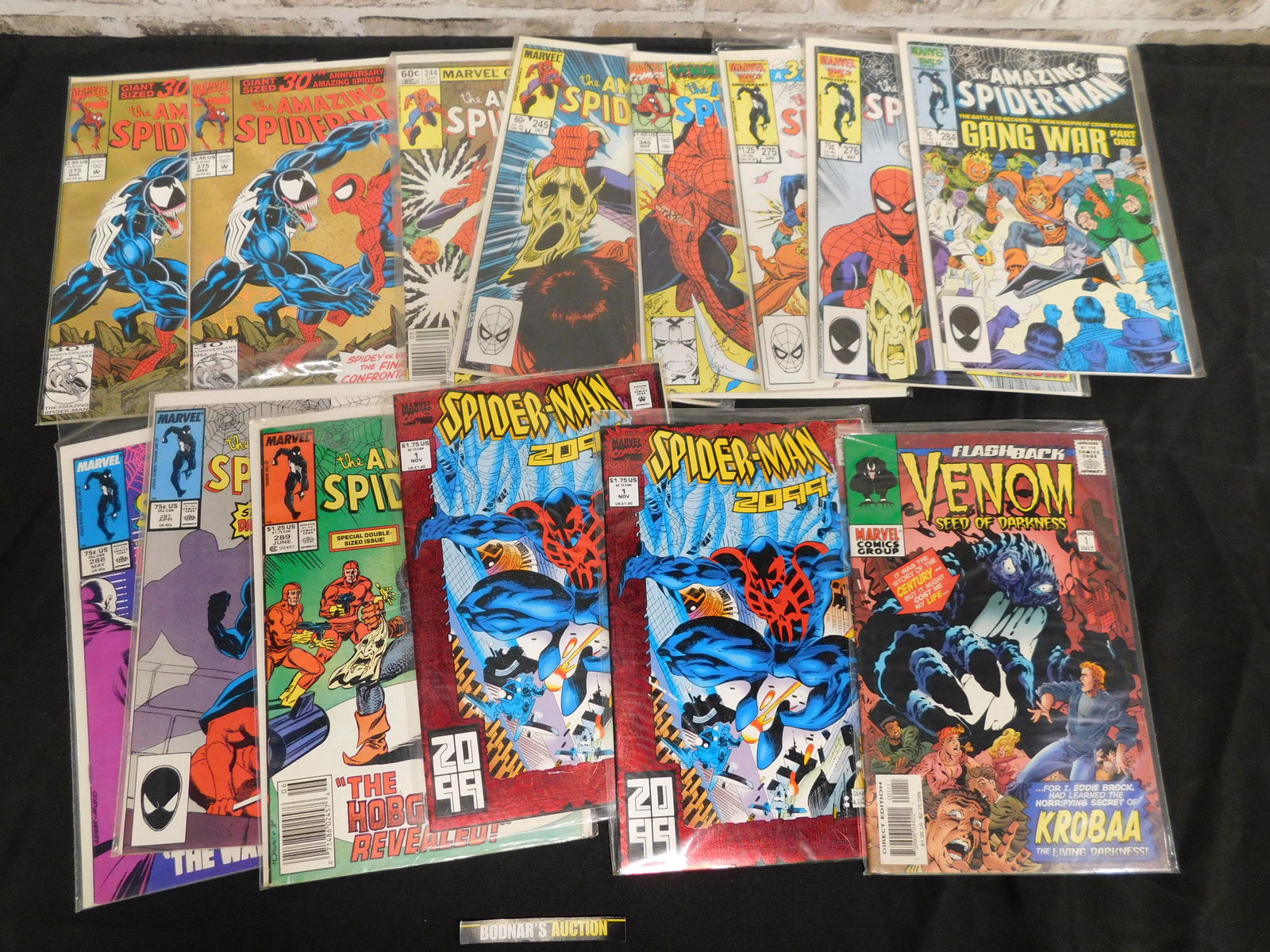 Short Box of Comics including Amazing Spider-Man (1 of 4)
