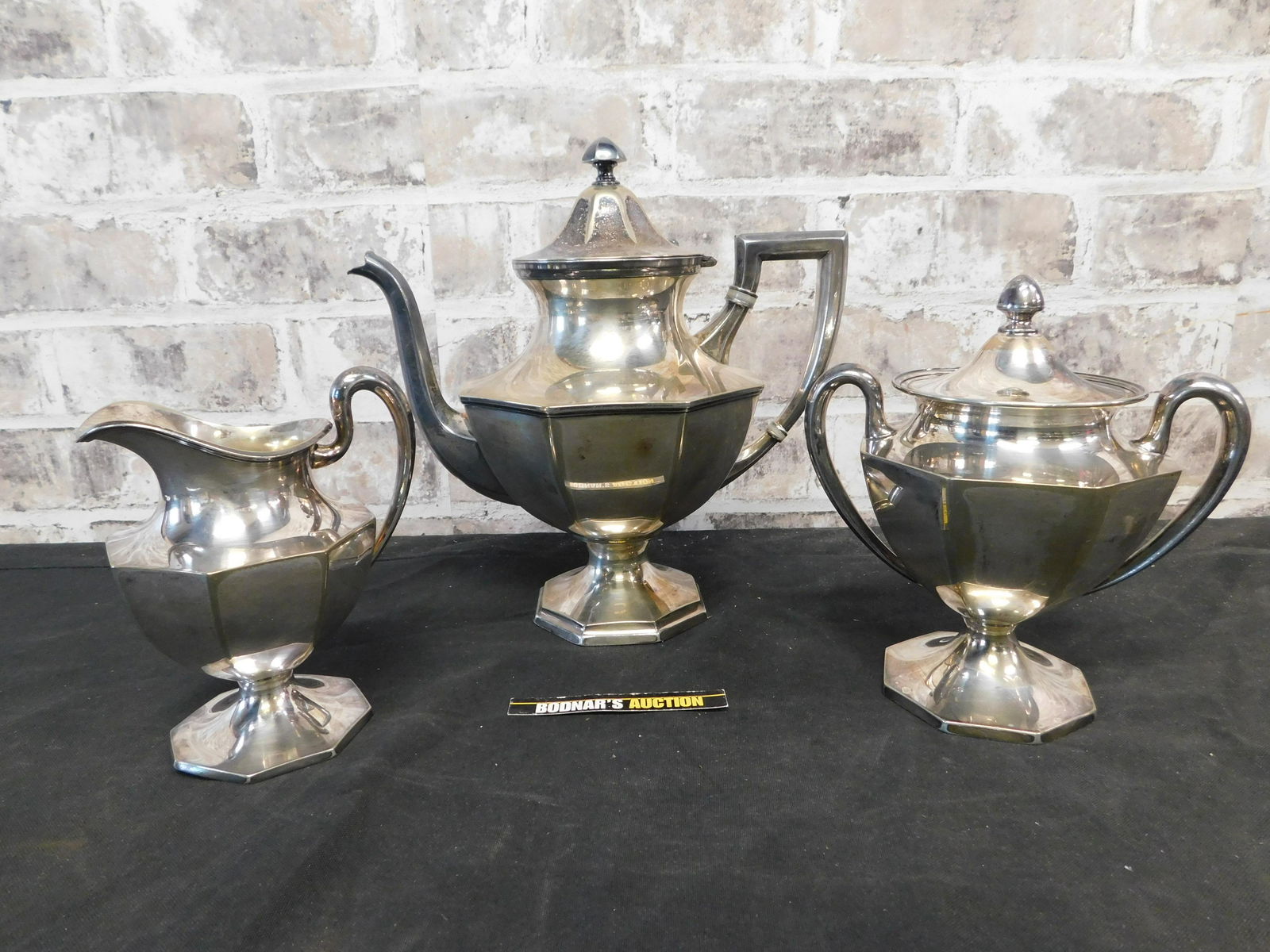 3 Piece Silverplate Tea Set (1 of 5)