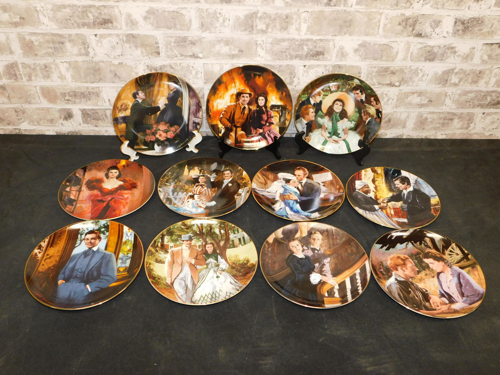 Lot of 12 Gone with the Wind Collector Plates (1 of 8)