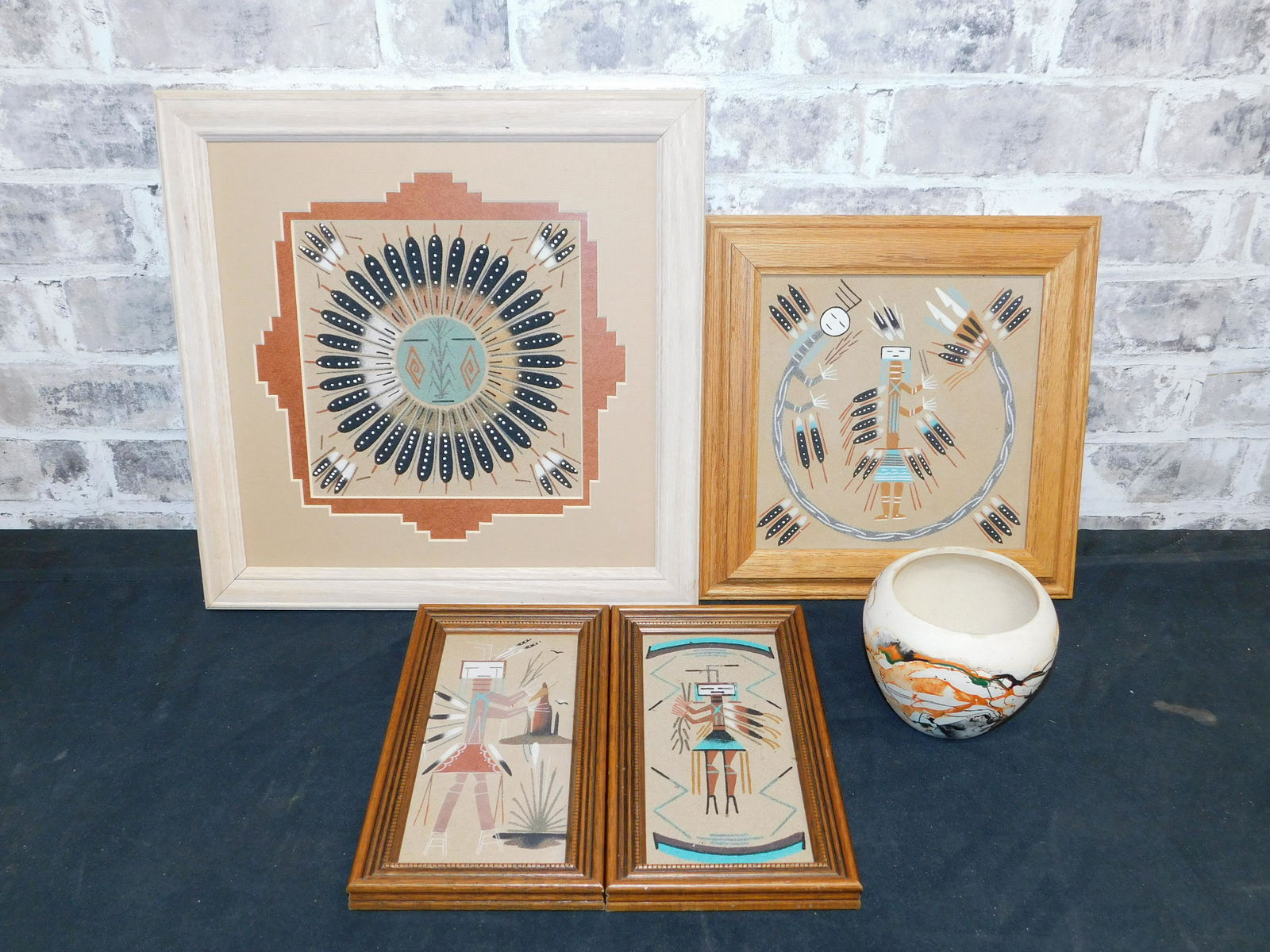 Lot of 5 Pieces of Navajo Art and Pottery (1 of 7)