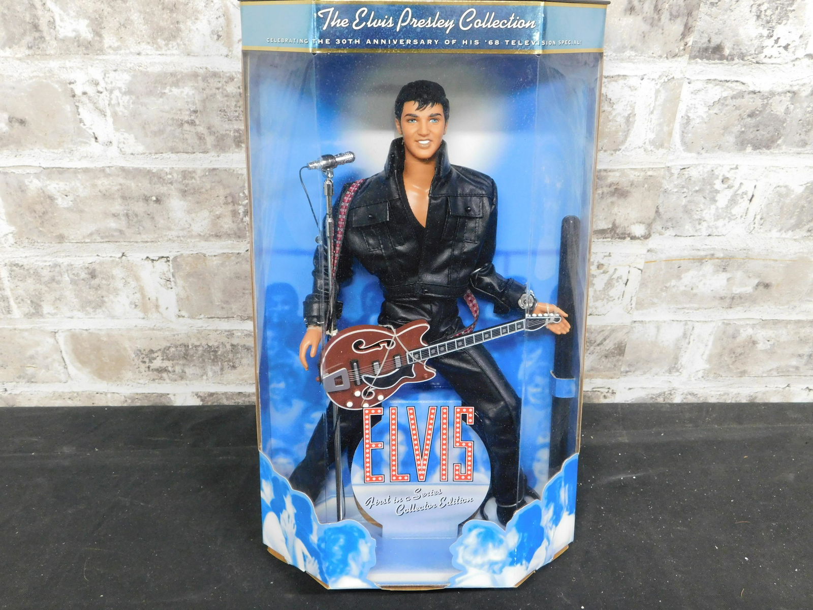 Mattel The Elvis Presley Collection Elvis Doll (1 of 4)