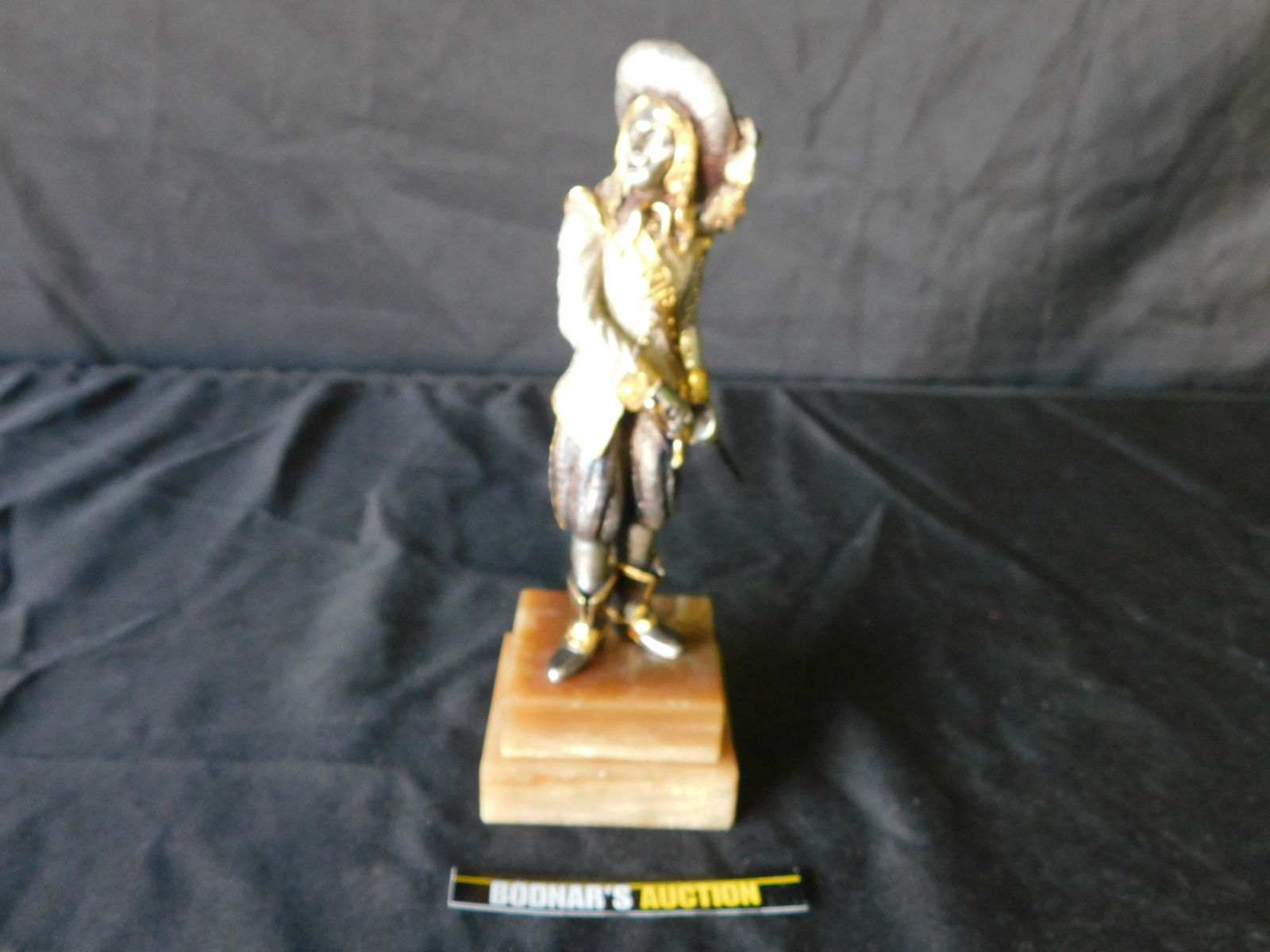 Giuseppe Vasari Musketeer Bronze Statue (1 of 6)