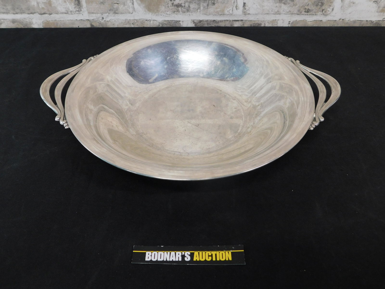 Silver Double Handled Serving Bowl (1 of 7)