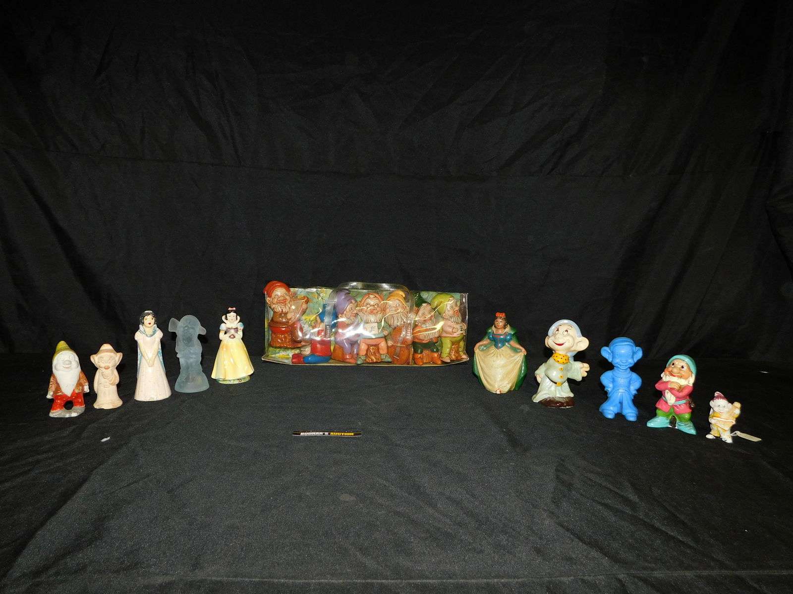 Lot of Miscellaneous Snow White and The Seven Dwarfs (1 of 11)