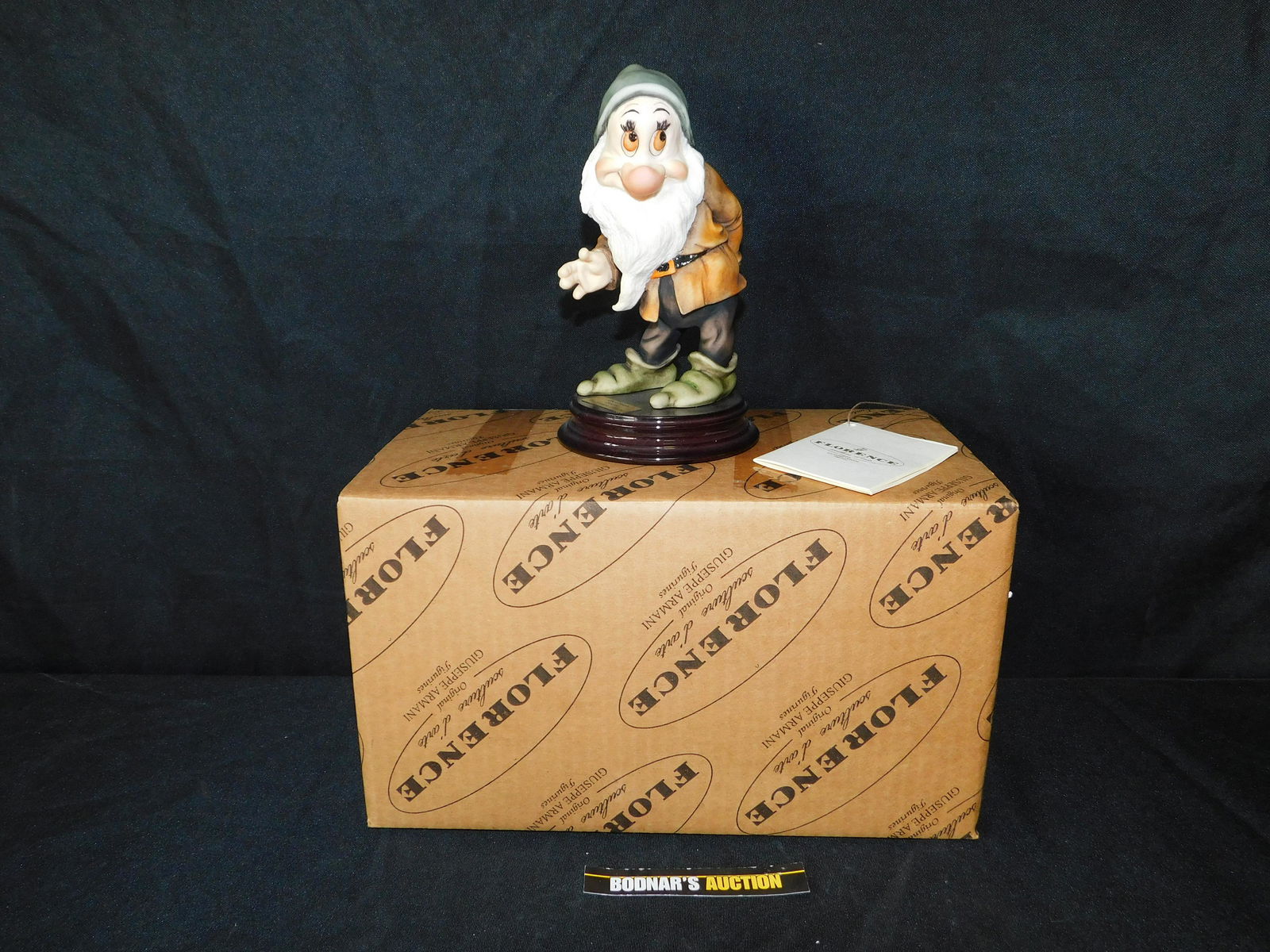 Giuseppe Armani Bashful Dwarf Statue (1 of 8)