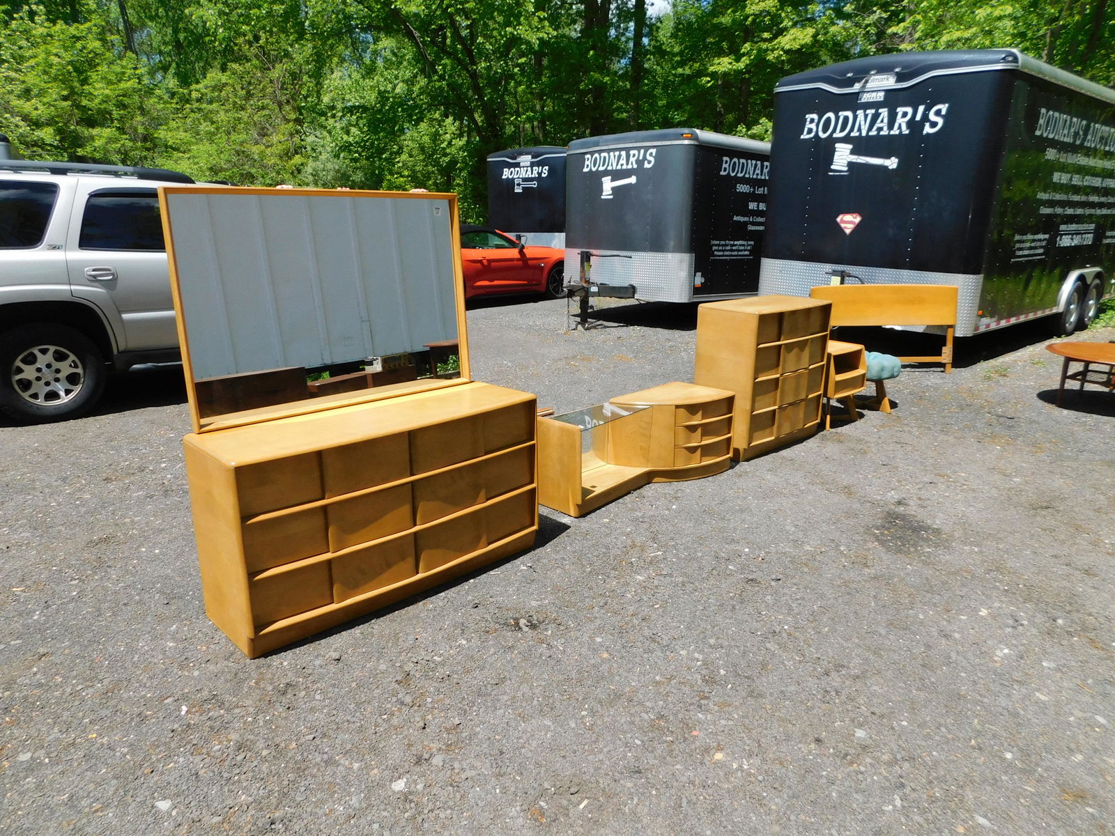 6 Piece Haywood Wakefield Bedroom Set (1 of 9)