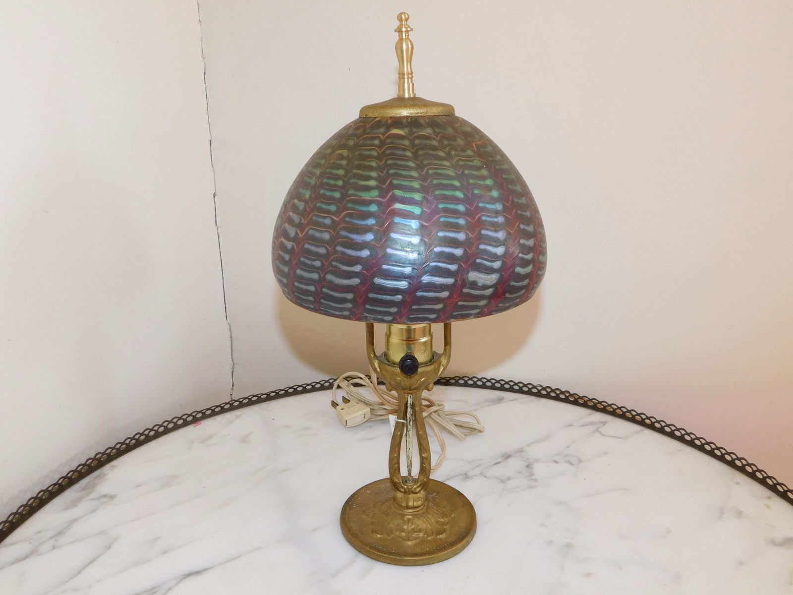 Art Glass Boudoir Lamp (1 of 5)