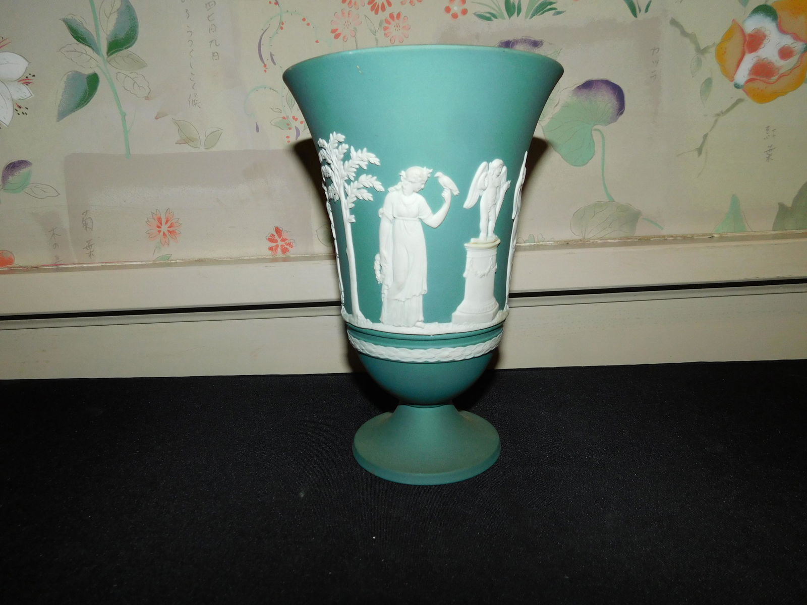Wedgewood Green Jasper Vase (1 of 3)