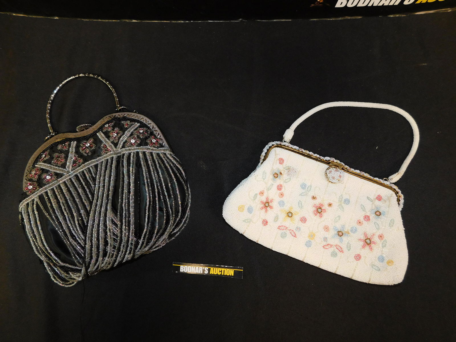 Lot of 2 Beaded Evening Bags (1 of 5)