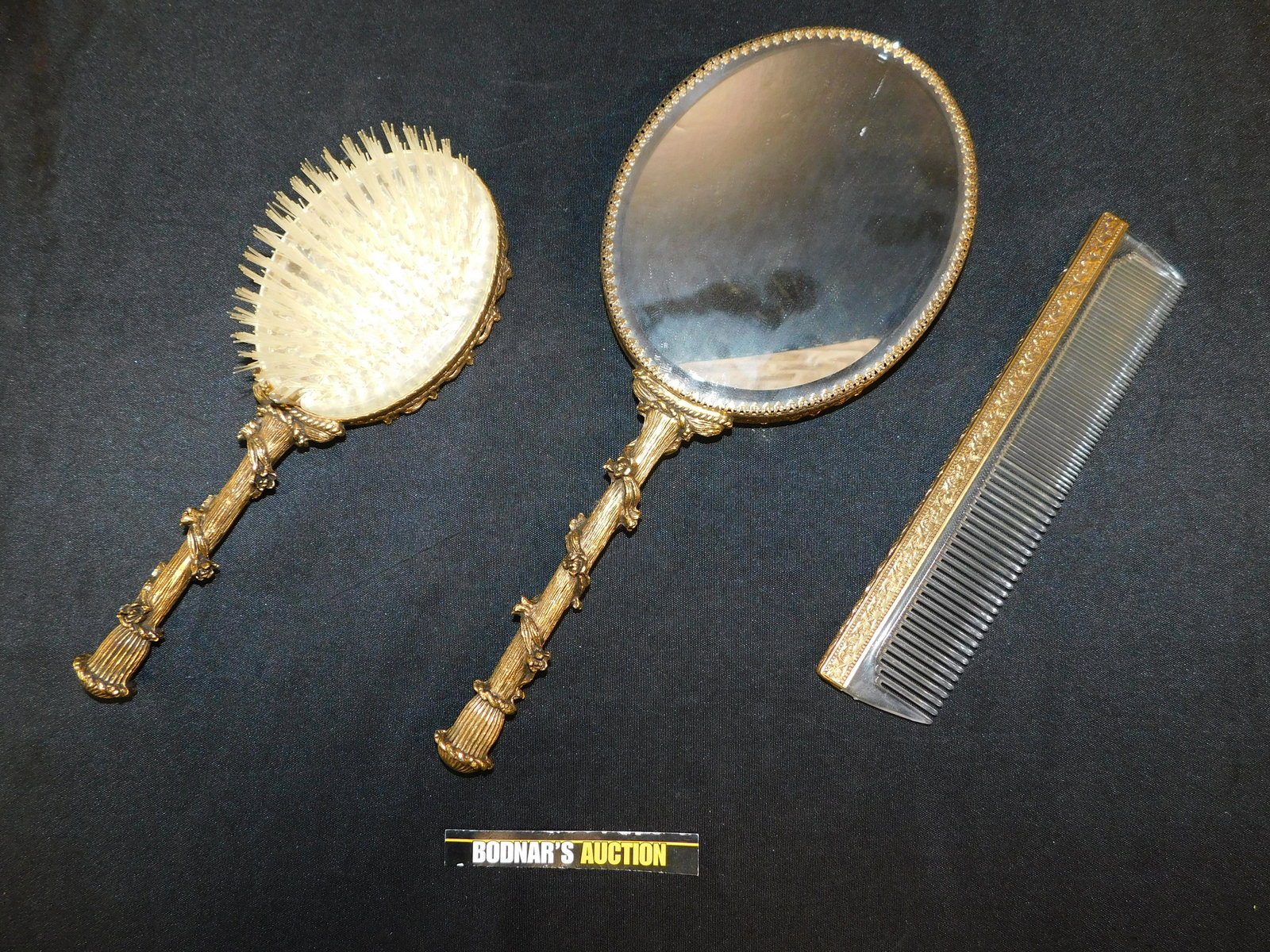 Vintage Vanity Items (1 of 5)