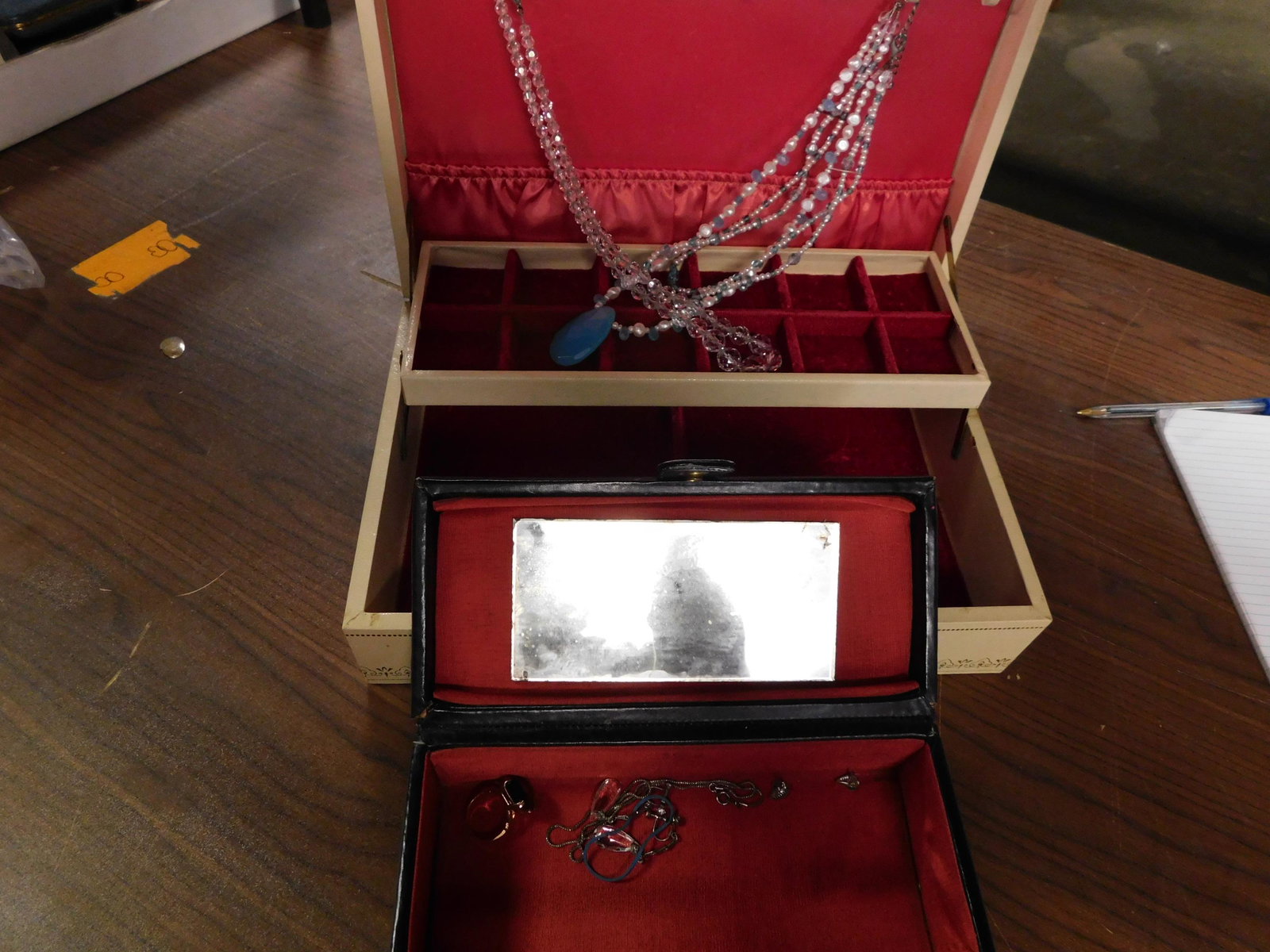 Lot of Costume Jewelry (1 of 3)